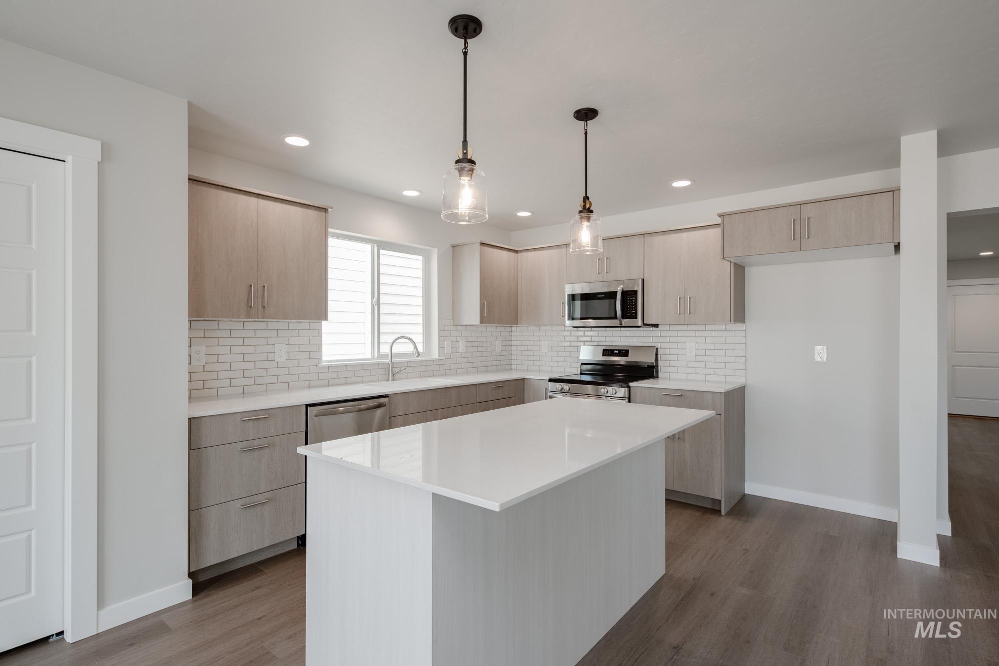 3326 W Morere Dr, Meridian, Idaho 83642, 5 Bedrooms, 3 Bathrooms, Residential For Sale, Price $503,990,MLS 98959333