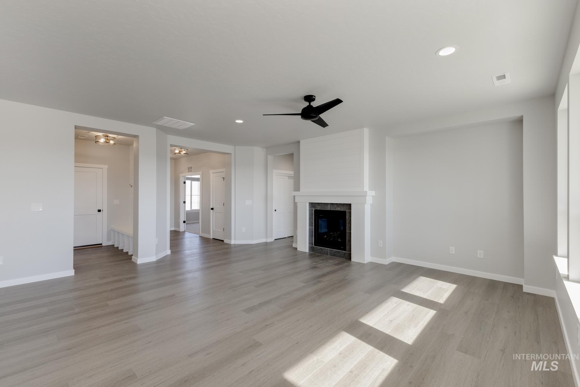 7189 W Blackberry Dr, Boise, Idaho 83709, 4 Bedrooms, 2 Bathrooms, Residential For Sale, Price $589,990,MLS 98959335