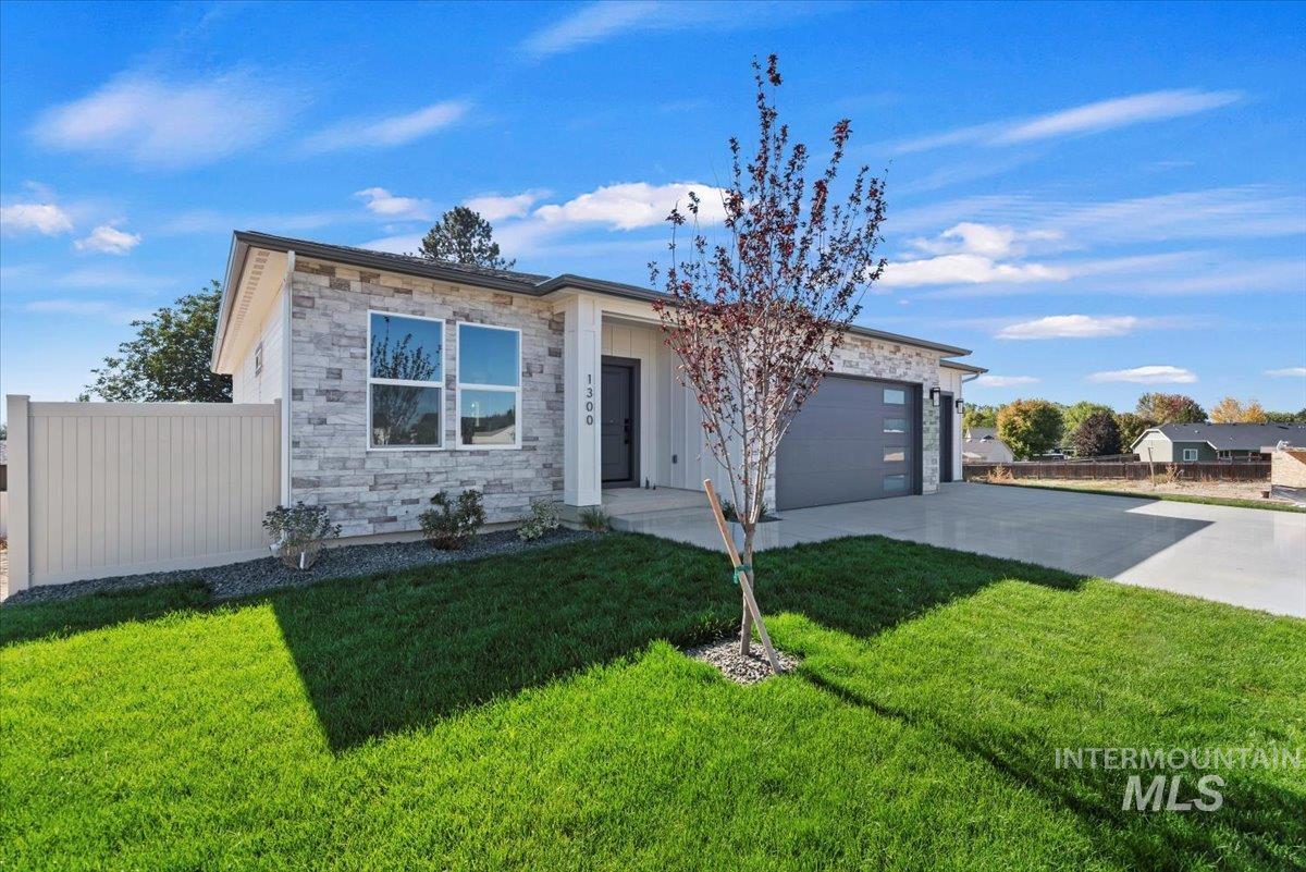 1300 Birch St, Parma, Idaho 83660, 4 Bedrooms, 3 Bathrooms, Residential For Sale, Price $529,900,MLS 98959354