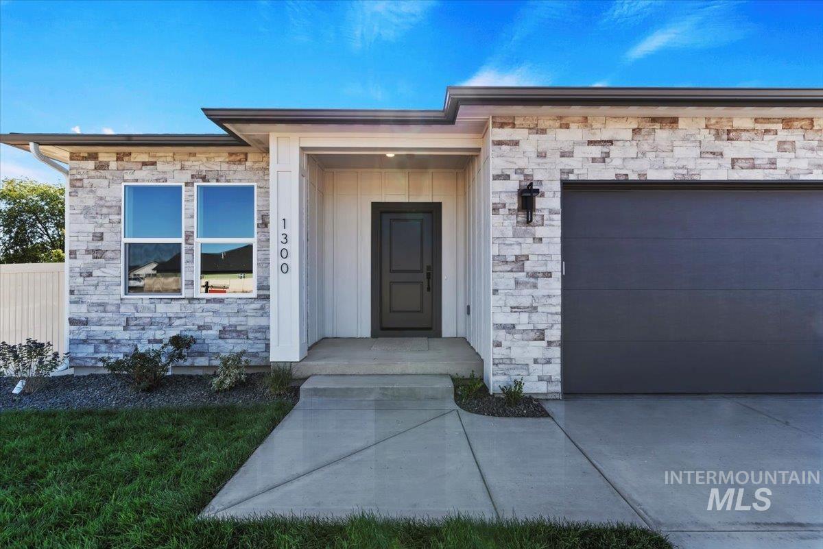 1300 Birch St, Parma, Idaho 83660, 4 Bedrooms, 3 Bathrooms, Residential For Sale, Price $529,900,MLS 98959354