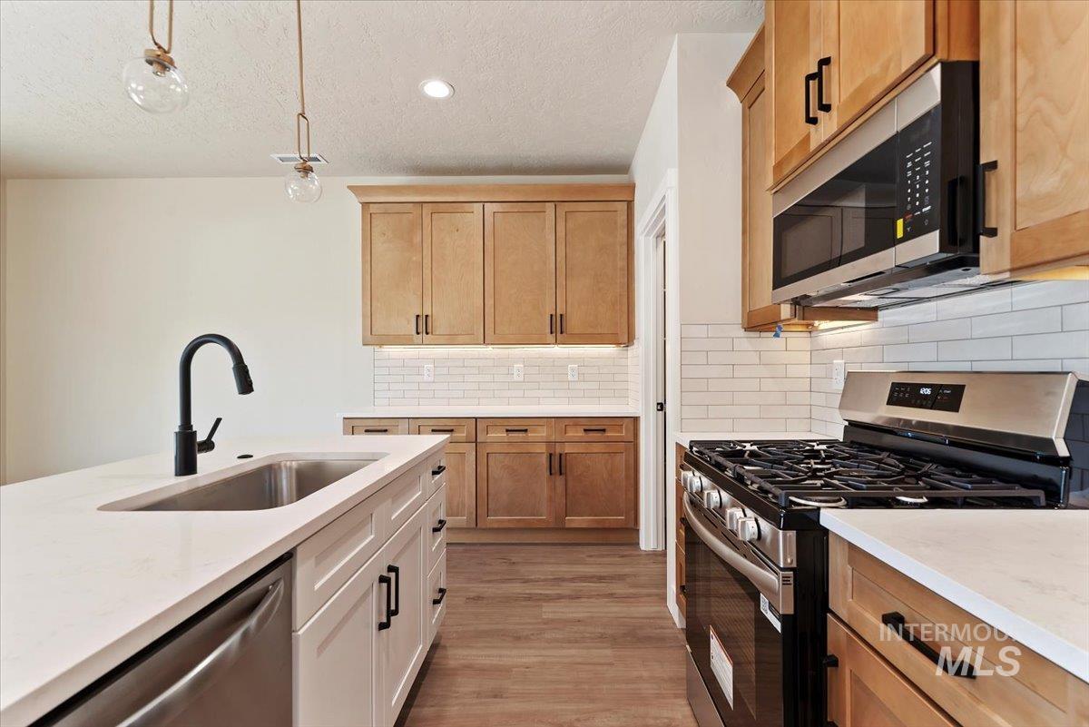 1300 Birch St, Parma, Idaho 83660, 4 Bedrooms, 3 Bathrooms, Residential For Sale, Price $529,900,MLS 98959354