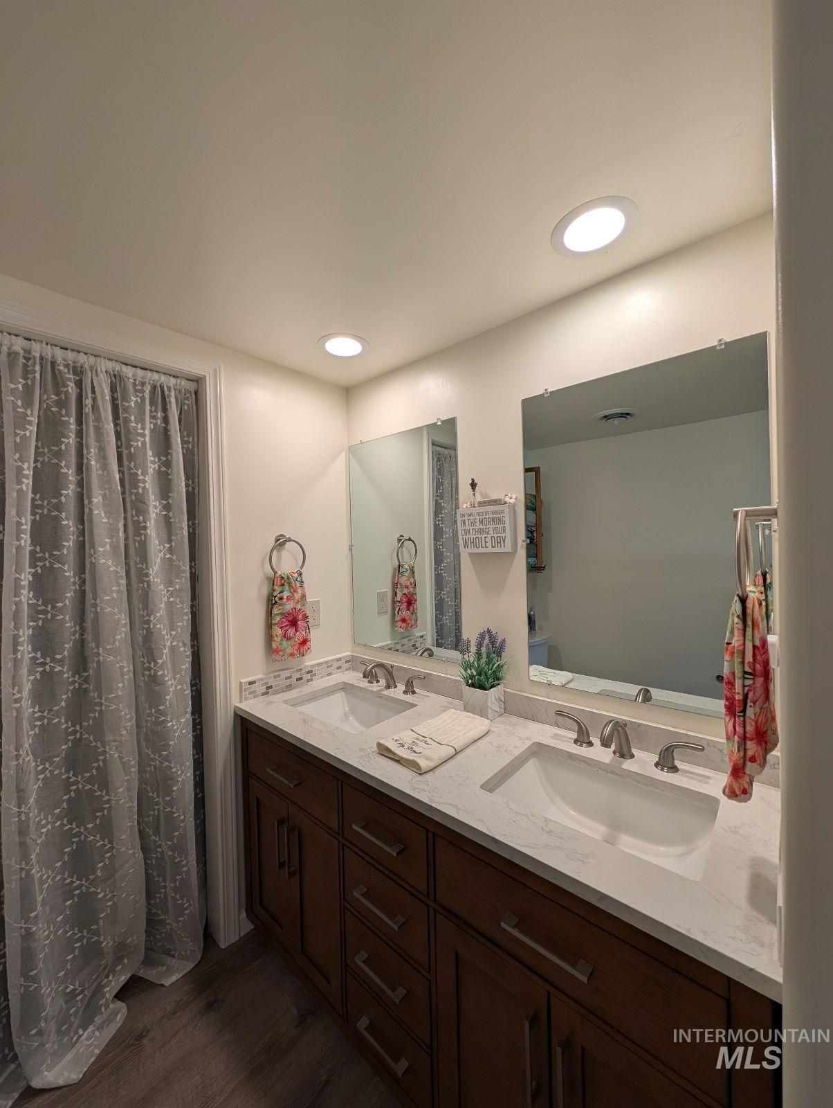 232 Camas Road, Grangeville, Idaho 83530, 3 Bedrooms, 3 Bathrooms, Residential For Sale, Price $699,000, 98959376