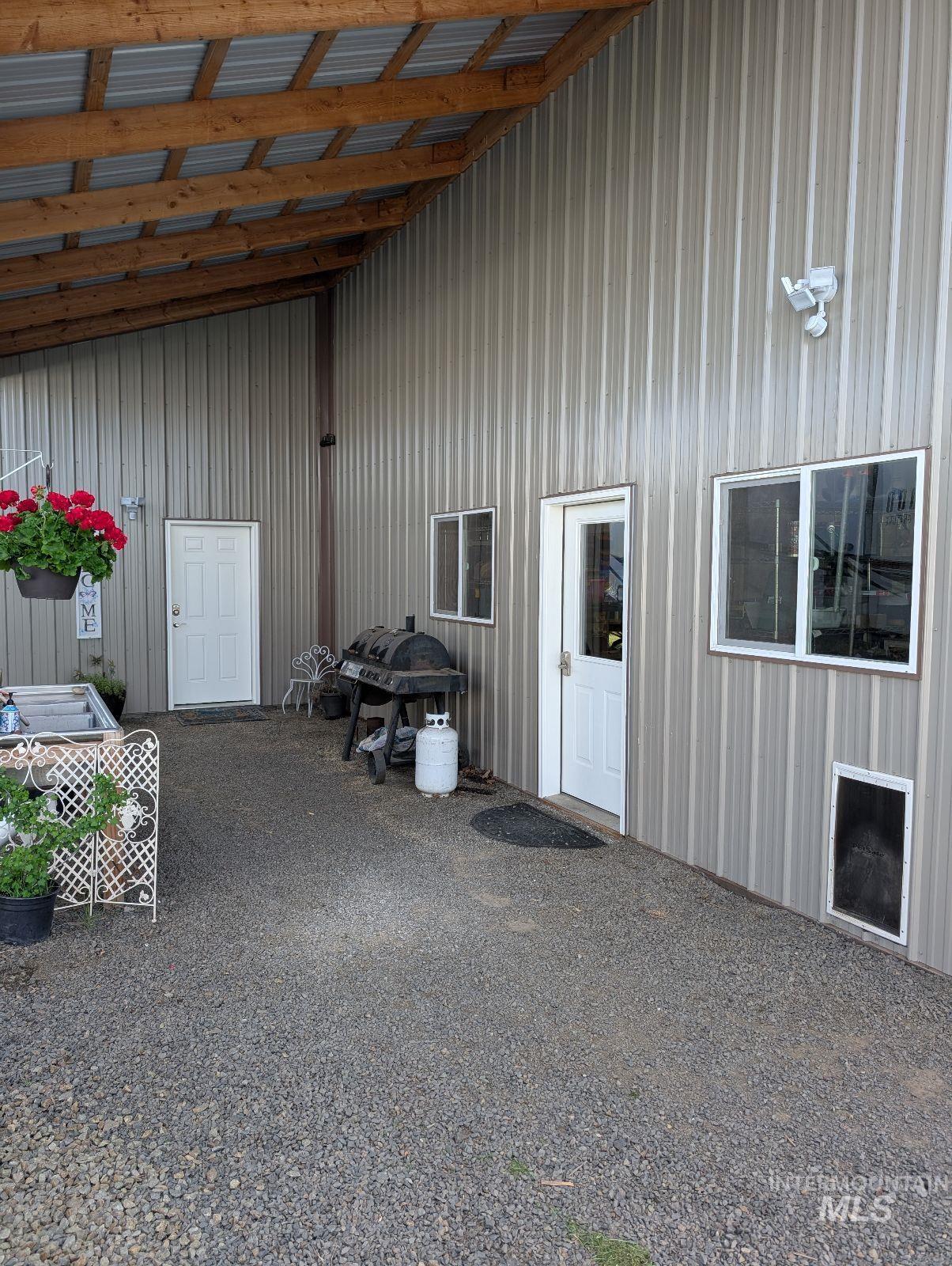 232 Camas Road, Grangeville, Idaho 83530, 3 Bedrooms, 3 Bathrooms, Residential For Sale, Price $699,000, 98959376