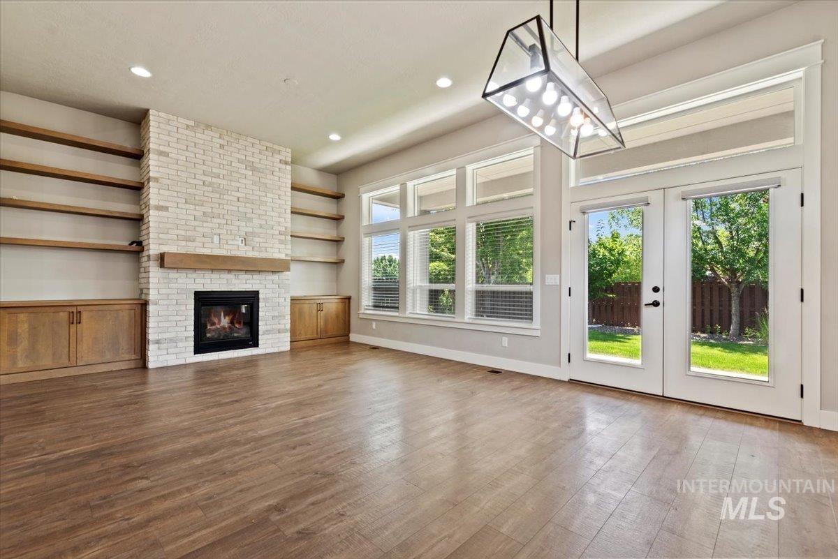 3303 S Island Fox Ave, Eagle, Idaho 83616, 4 Bedrooms, 3 Bathrooms, Residential For Sale, Price $789,000, 98959388