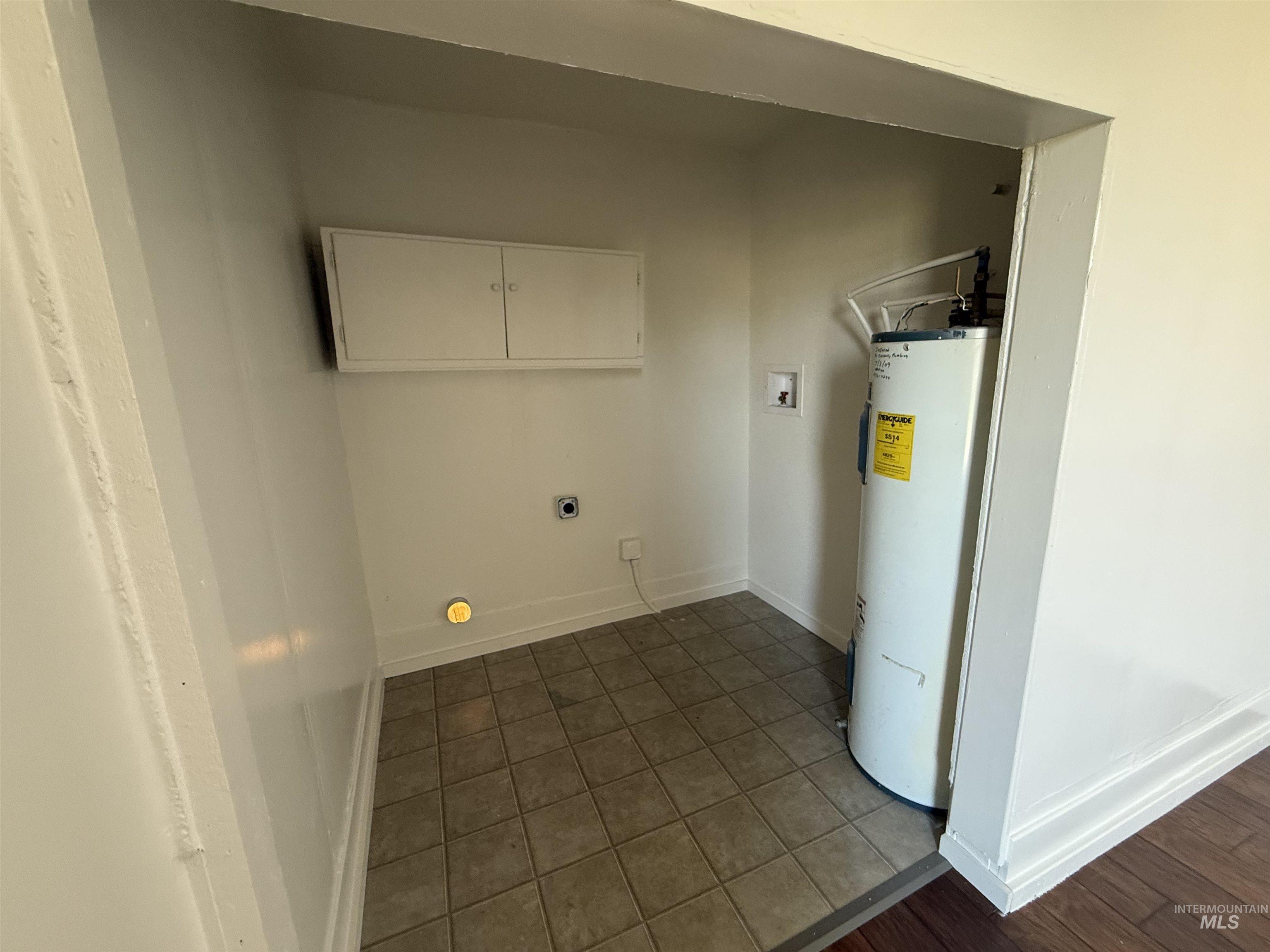 221 Weippe Ave, Weippe, Idaho 83553, 5 Bedrooms, 1 Bathroom, Residential For Sale, Price $185,000,MLS 98959391