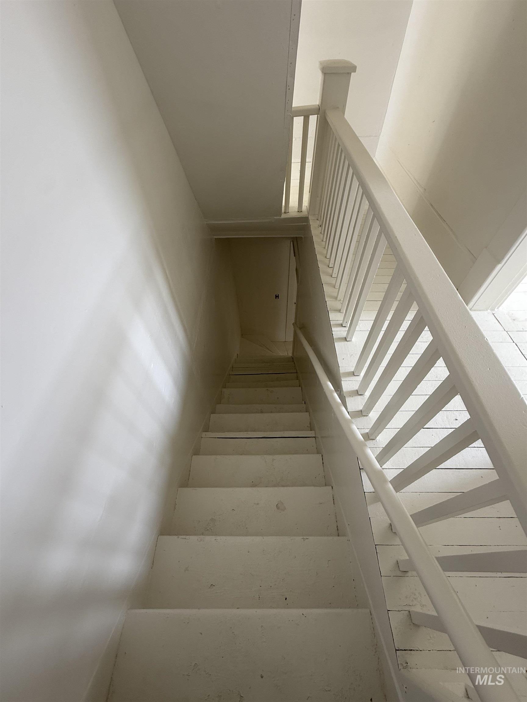 221 Weippe Ave, Weippe, Idaho 83553, 5 Bedrooms, 1 Bathroom, Residential For Sale, Price $185,000,MLS 98959391