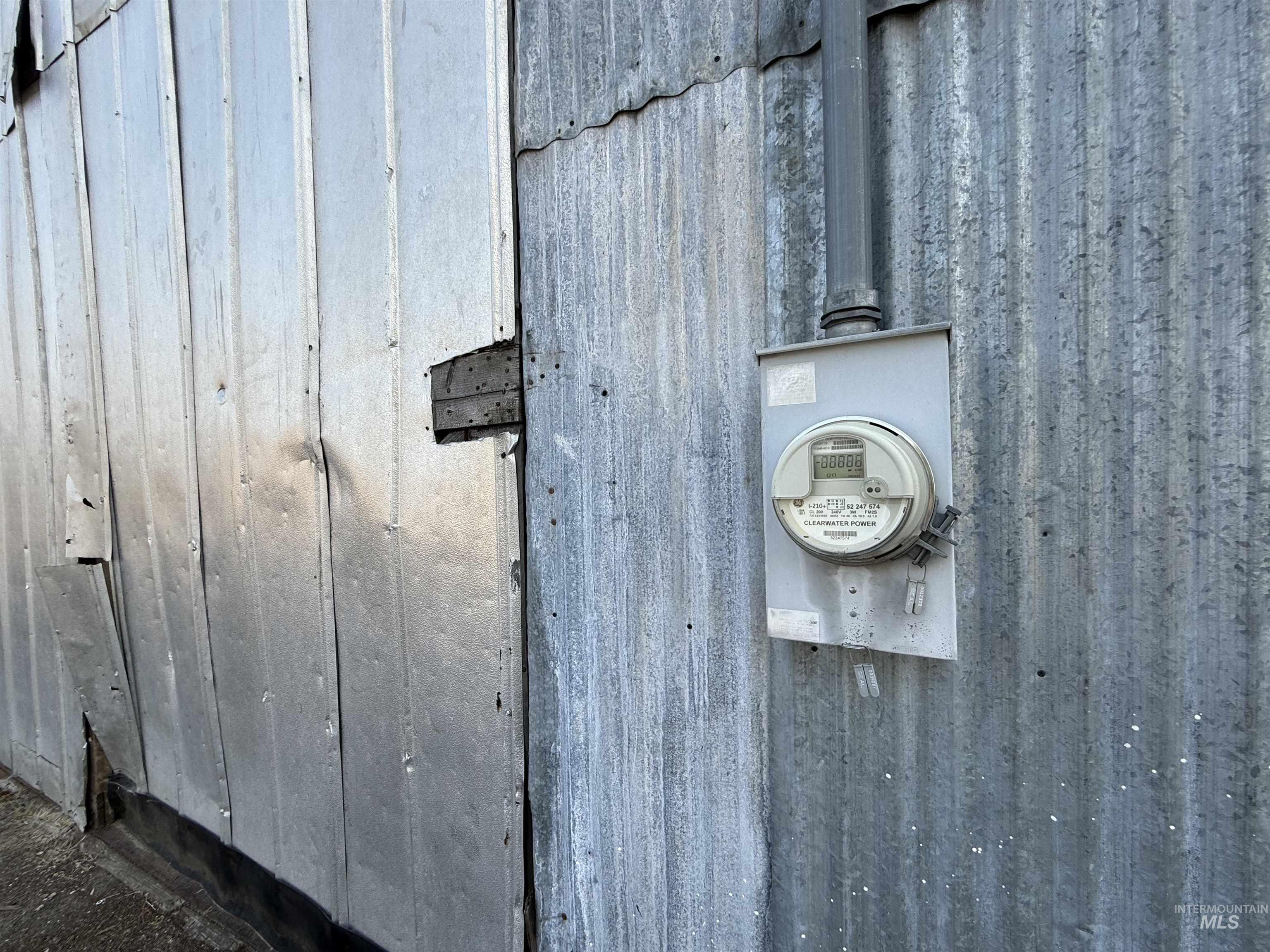 221 Weippe Ave, Weippe, Idaho 83553, 5 Bedrooms, 1 Bathroom, Residential For Sale, Price $185,000,MLS 98959391