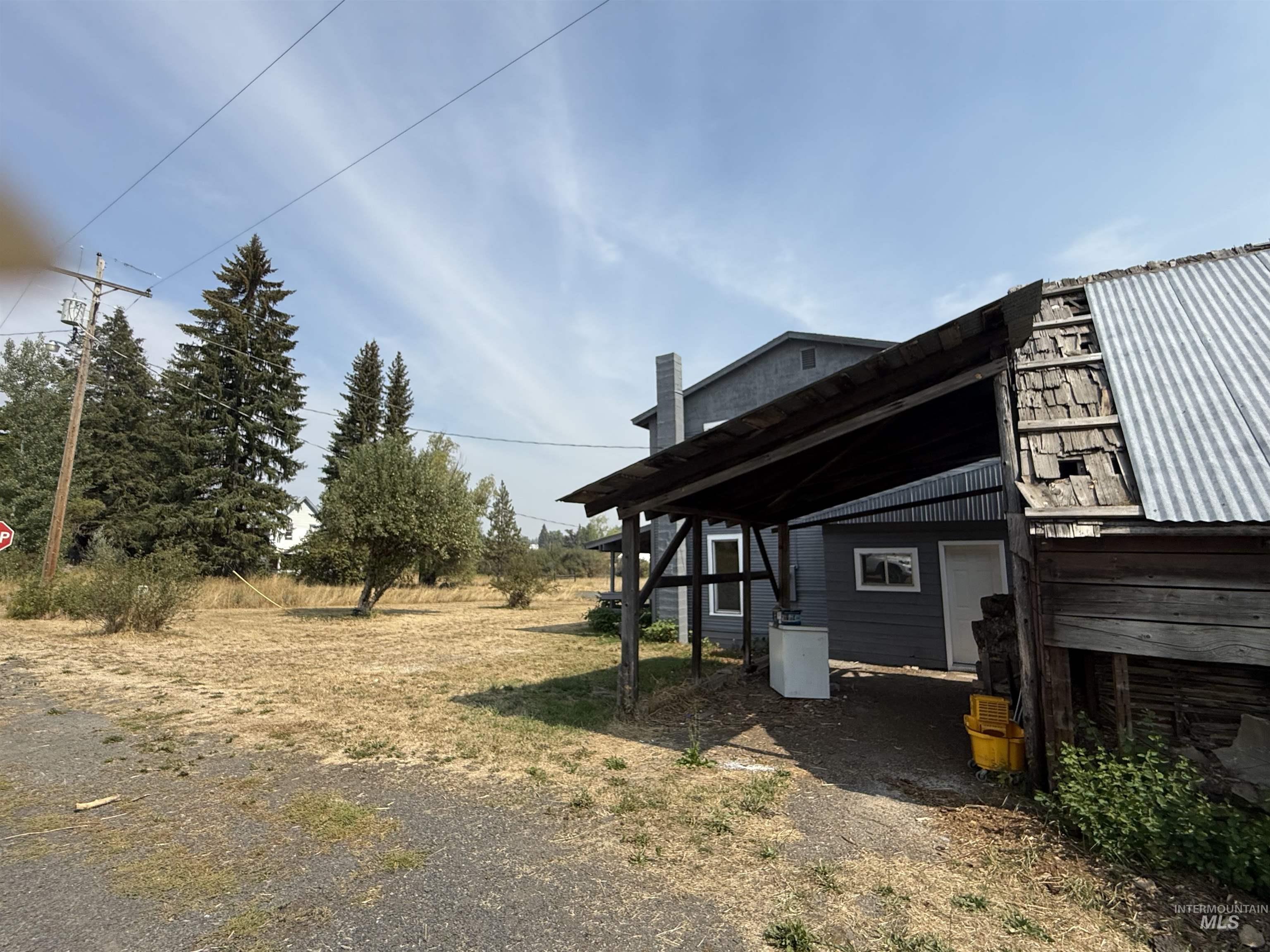 221 Weippe Ave, Weippe, Idaho 83553, 5 Bedrooms, 1 Bathroom, Residential For Sale, Price $185,000,MLS 98959391