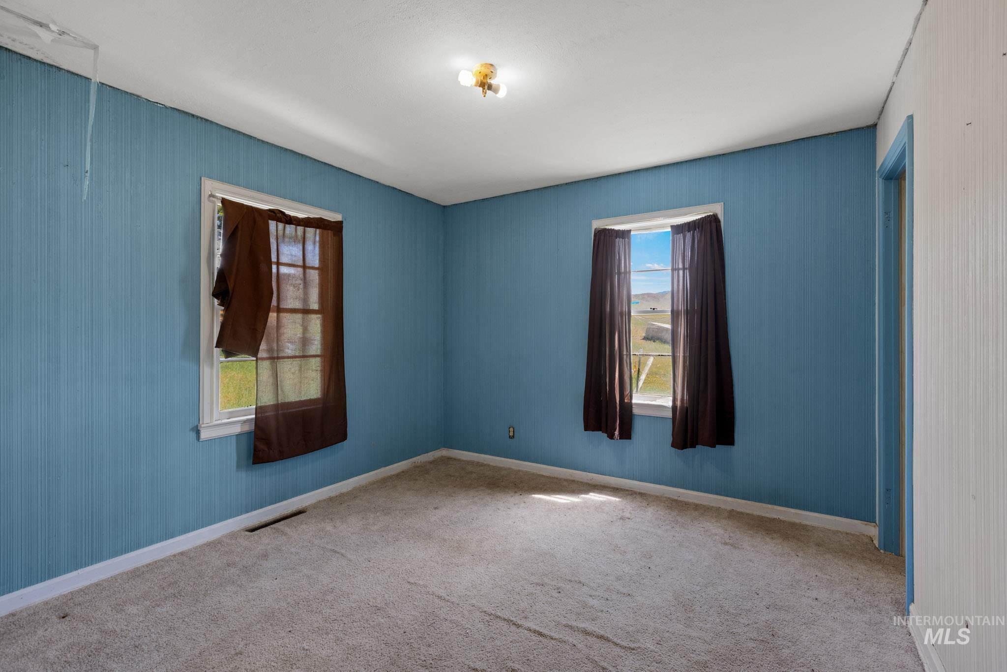 5208 Highway 52, Horseshoe Bend, Idaho 83629, 2 Bedrooms, 1 Bathroom, Farm & Ranch For Sale, Price $799,900,MLS 98959400