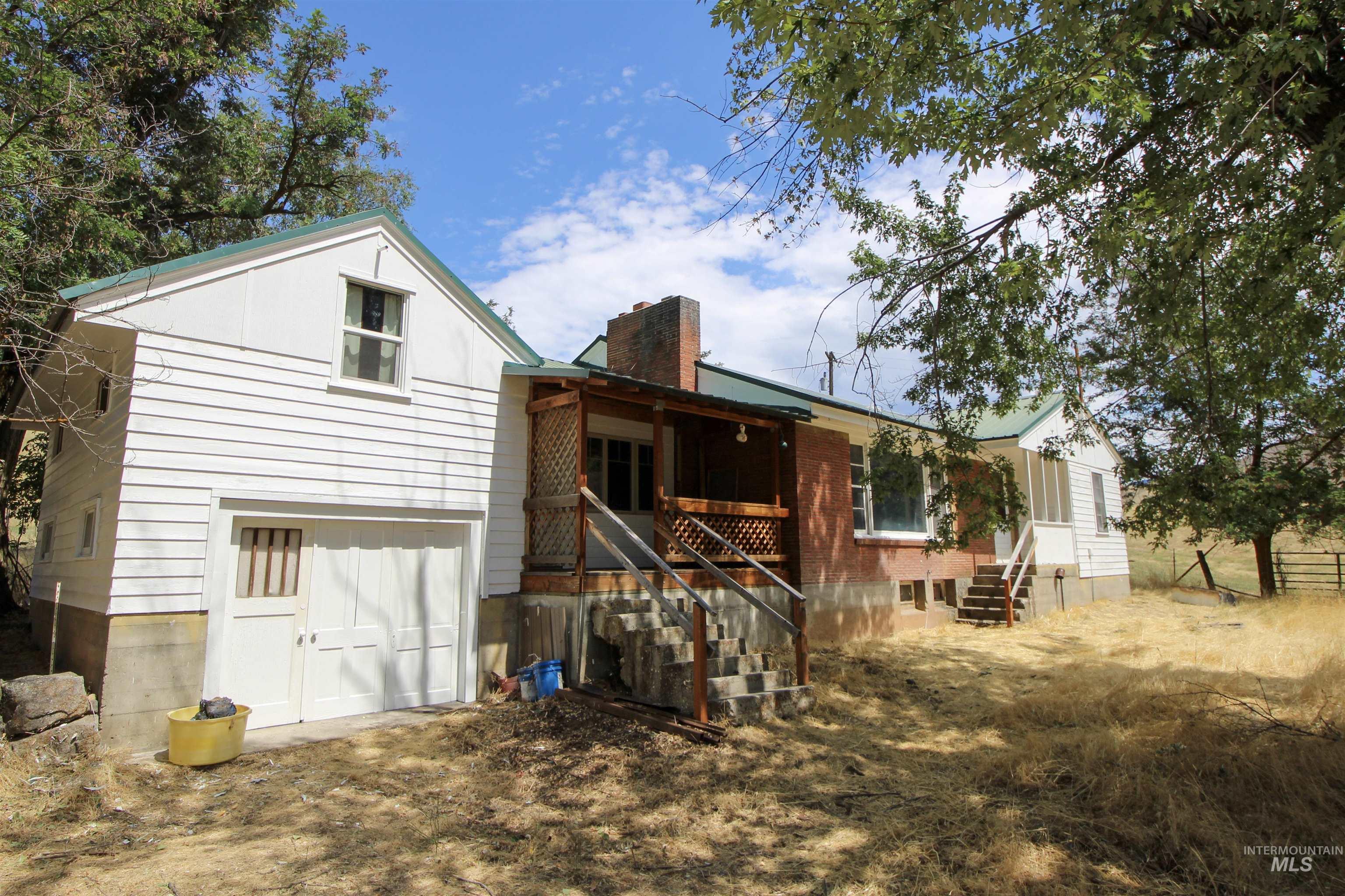 5208 Highway 52, Horseshoe Bend, Idaho 83629, 2 Bedrooms, 1 Bathroom, Farm & Ranch For Sale, Price $799,900,MLS 98959400