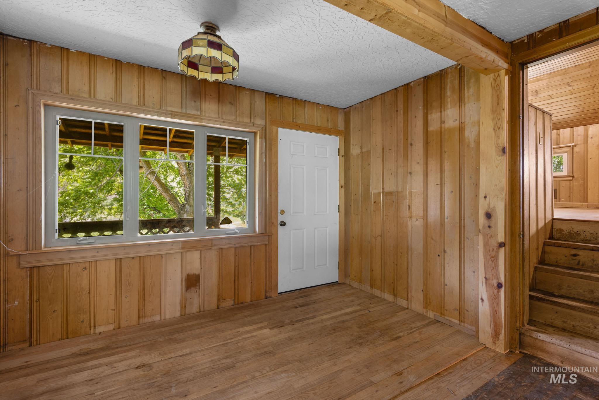 5208 Highway 52, Horseshoe Bend, Idaho 83629, 2 Bedrooms, 1 Bathroom, Residential For Sale, Price $799,900, 98959402