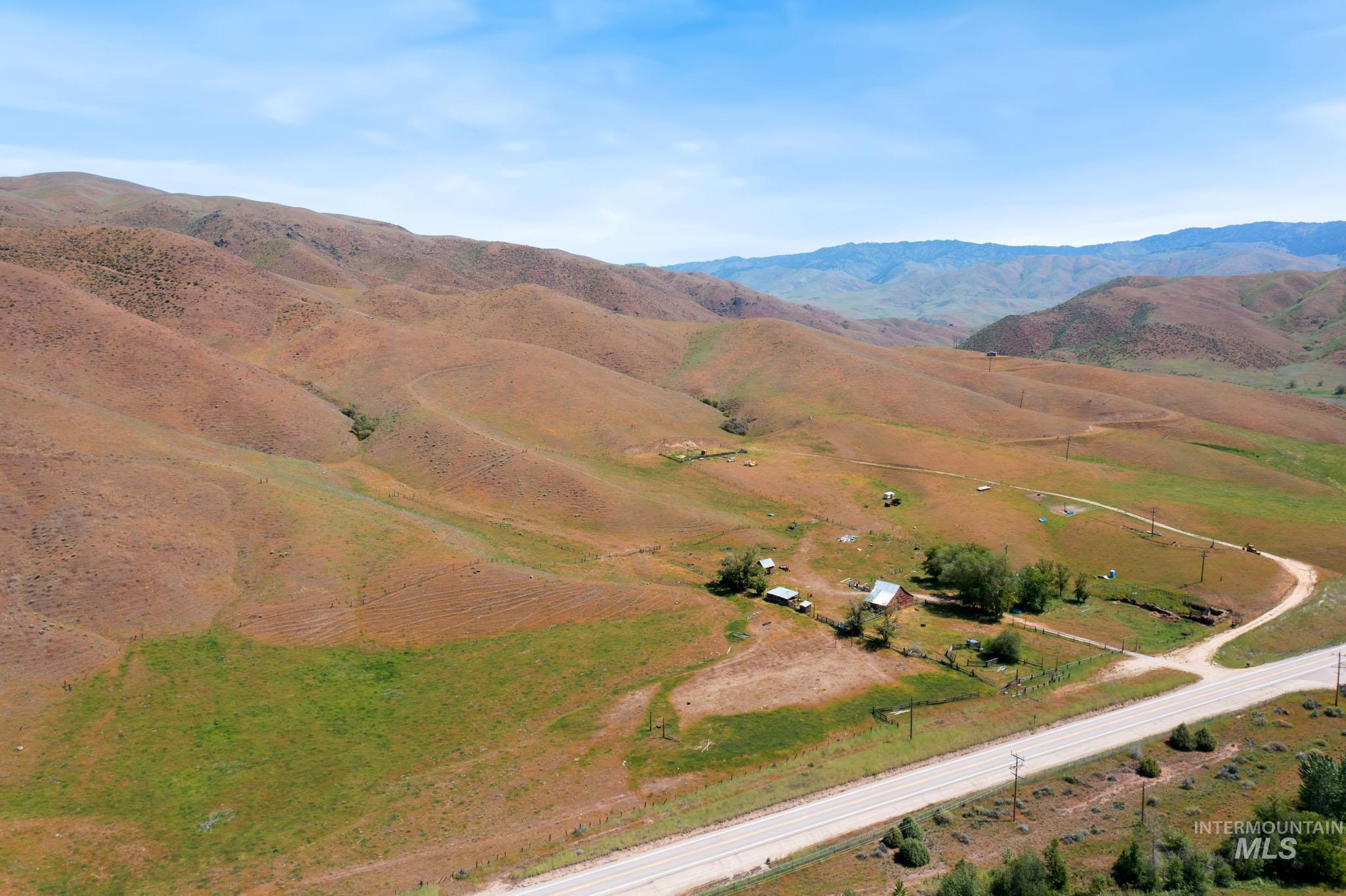5208 Highway 52, Horseshoe Bend, Idaho 83629, 2 Bedrooms, 1 Bathroom, Residential For Sale, Price $799,900, 98959402