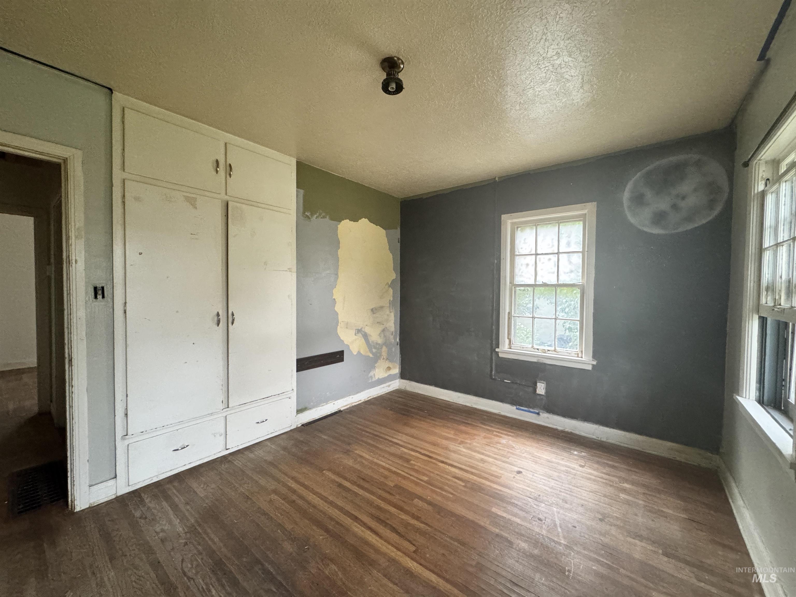 351 7th Avenue North, Twin Falls, Idaho 83301, 3 Bedrooms, 2 Bathrooms, Residential For Sale, Price $250,000, 98959403