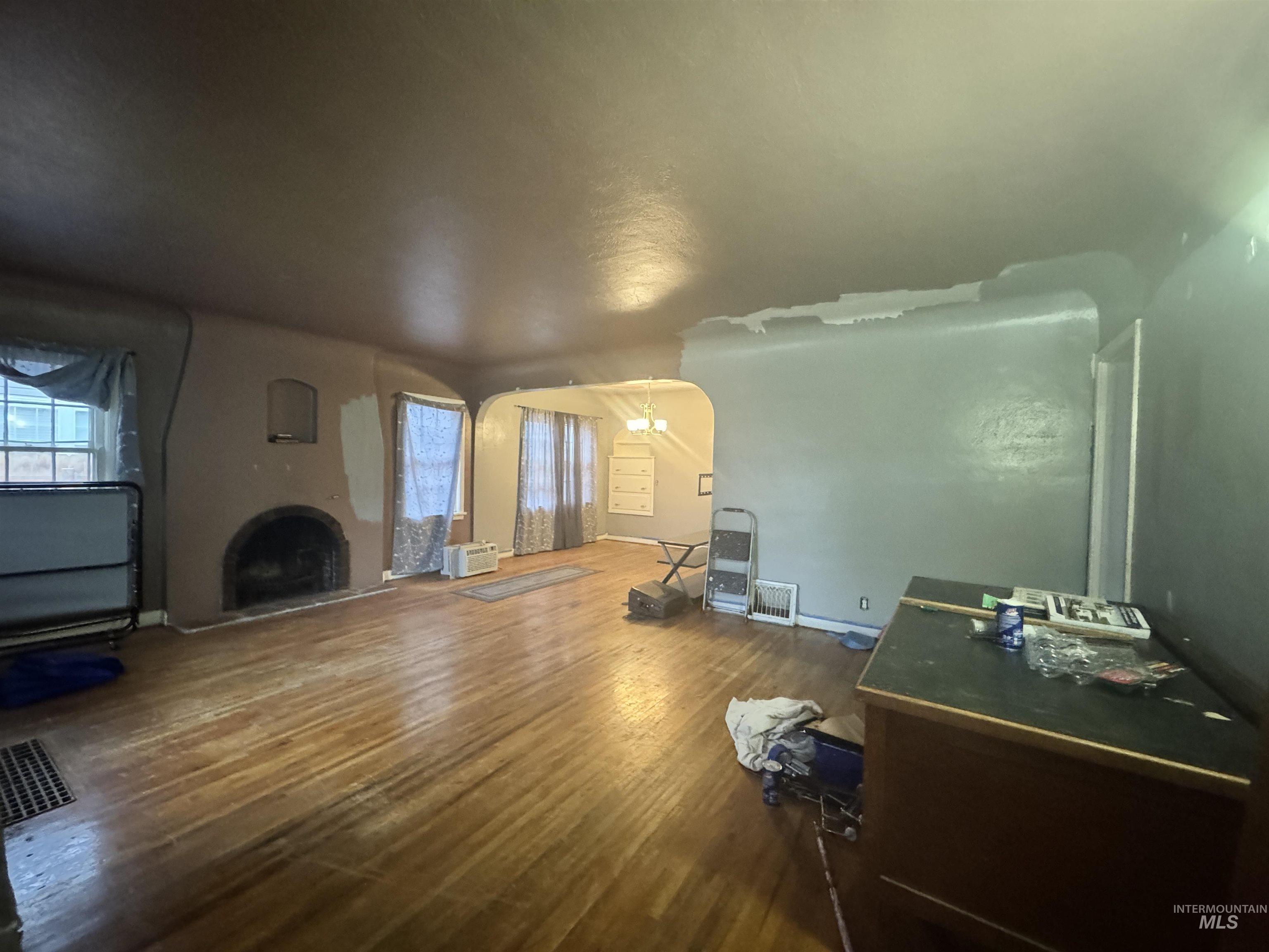 351 7th Avenue North, Twin Falls, Idaho 83301, 3 Bedrooms, 2 Bathrooms, Residential For Sale, Price $250,000, 98959403