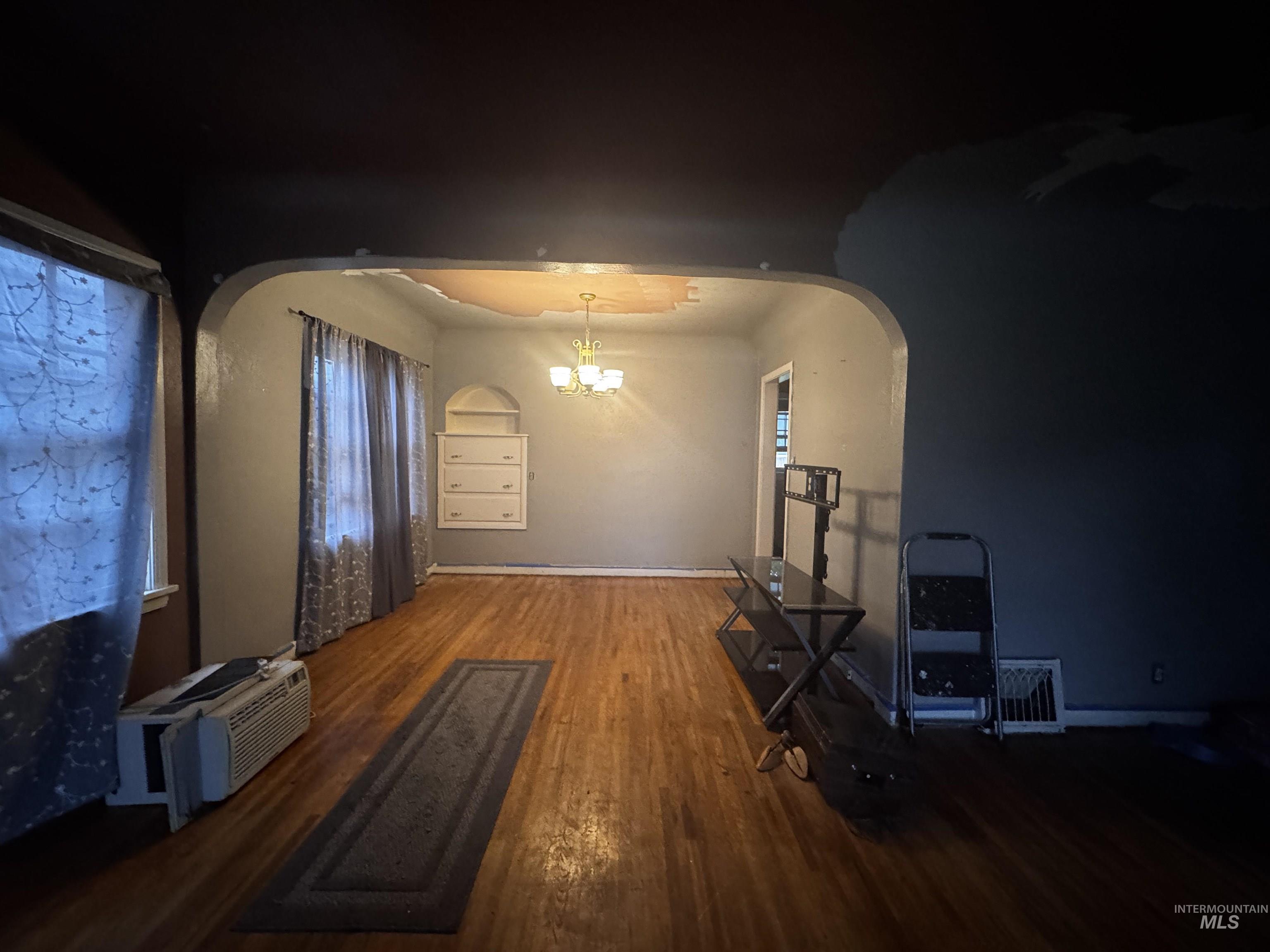 351 7th Avenue North, Twin Falls, Idaho 83301, 3 Bedrooms, 2 Bathrooms, Residential For Sale, Price $250,000, 98959403