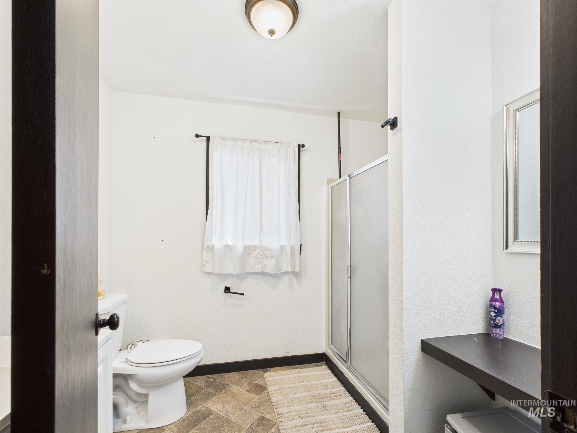 600 12th St, Clarkston, Washington 99403, 6 Bedrooms, 3 Bathrooms, Residential For Sale, Price $429,000,MLS 98959422