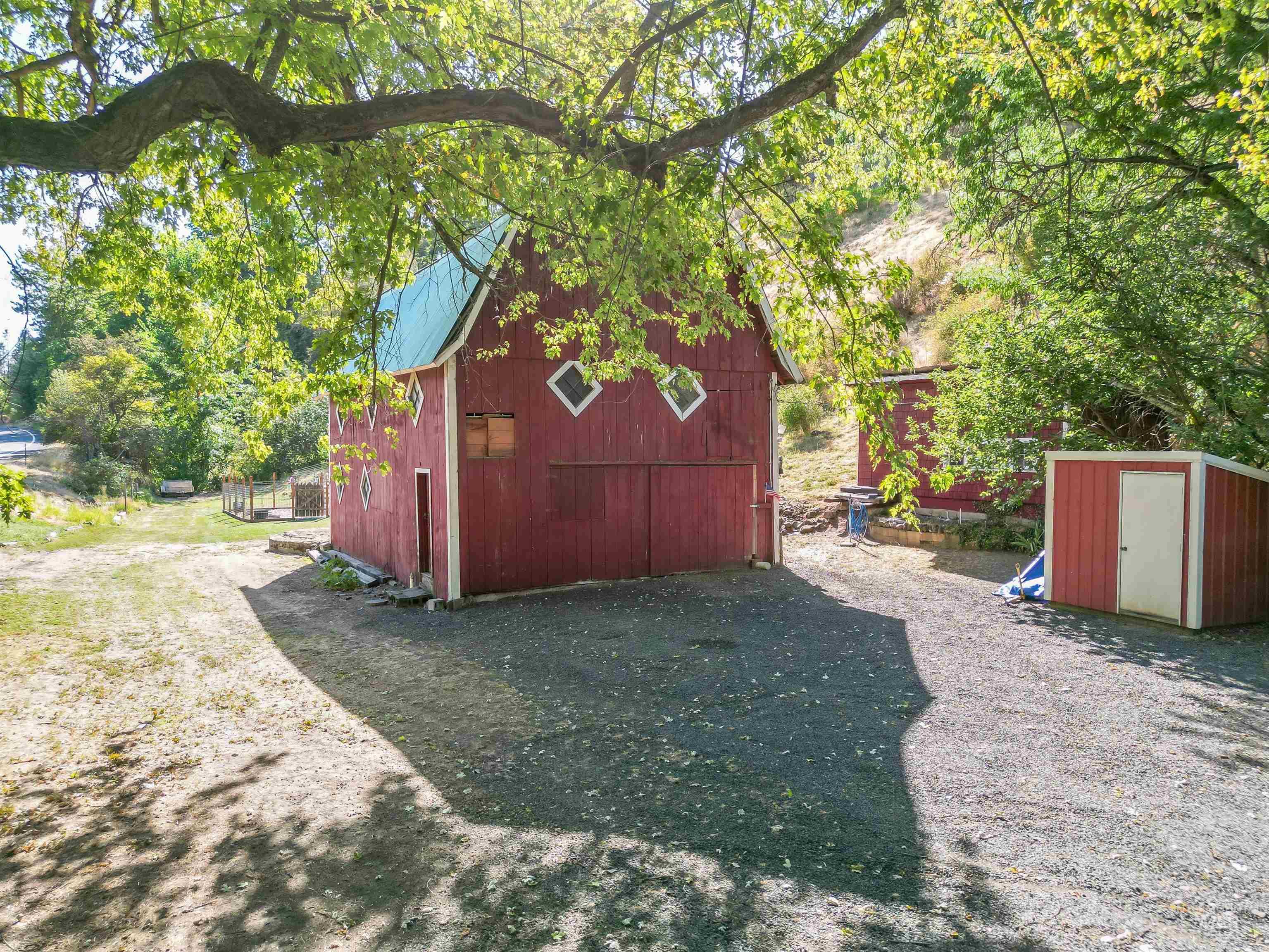 1701 HWY 3, Kendrick, Idaho 83537, 4 Bedrooms, 2 Bathrooms, Residential For Sale, Price $548,000,MLS 98959455