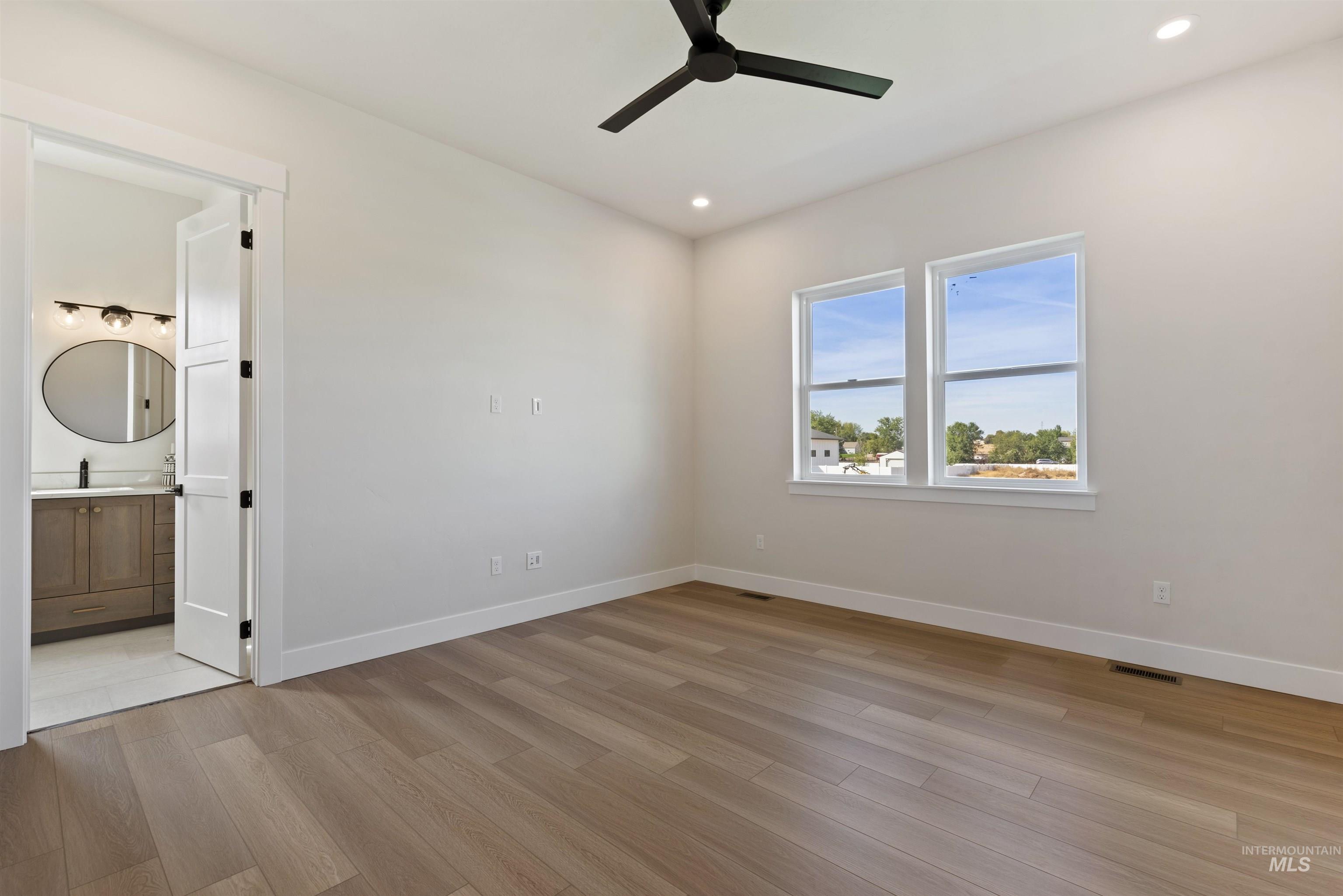 24864 Ardmore Ct, Caldwell, Idaho 83607-1067, 4 Bedrooms, 3.5 Bathrooms, Residential For Sale, Price $1,299,900,MLS 98959481