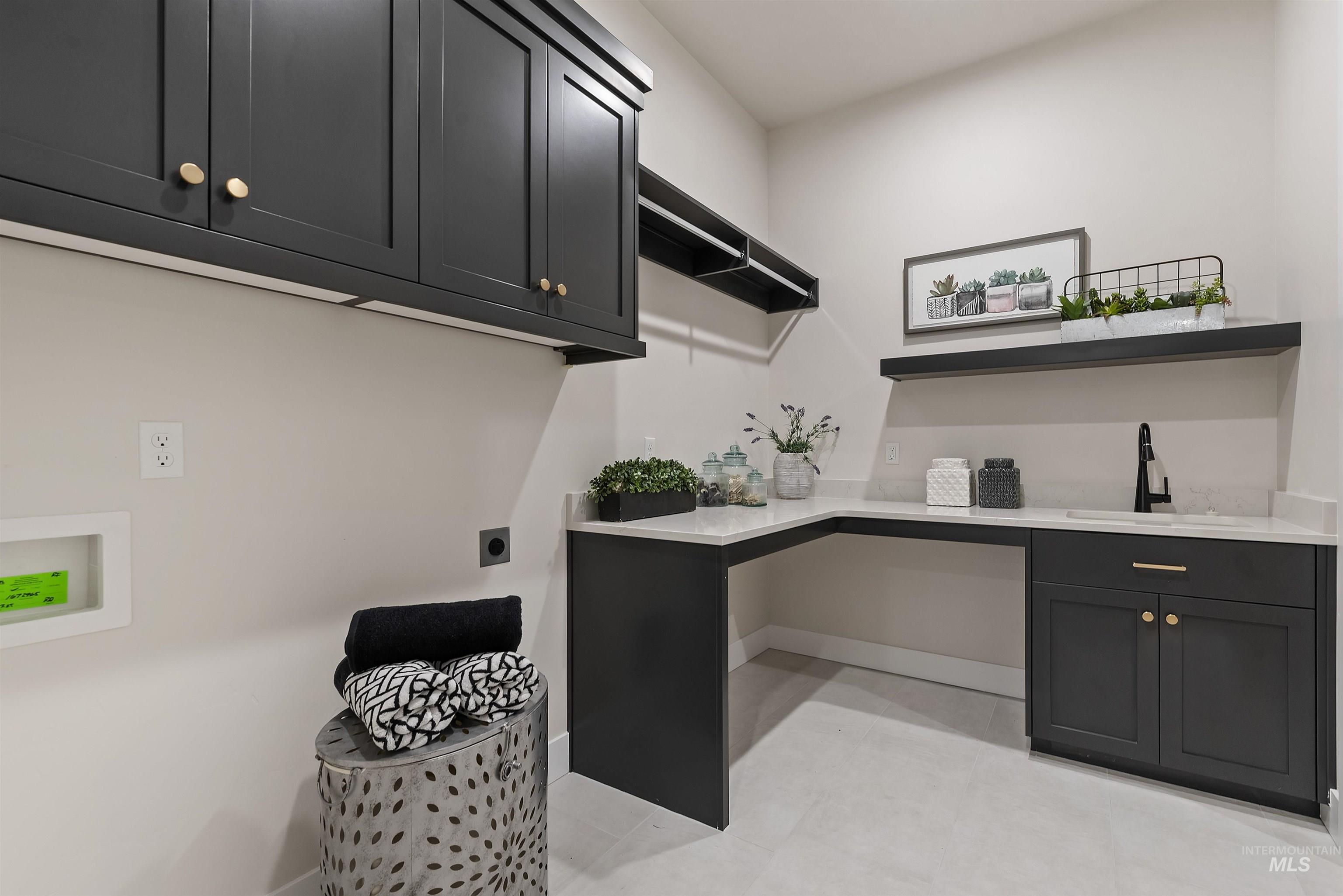 24864 Ardmore Ct, Caldwell, Idaho 83607-1067, 4 Bedrooms, 3.5 Bathrooms, Residential For Sale, Price $1,299,900,MLS 98959481