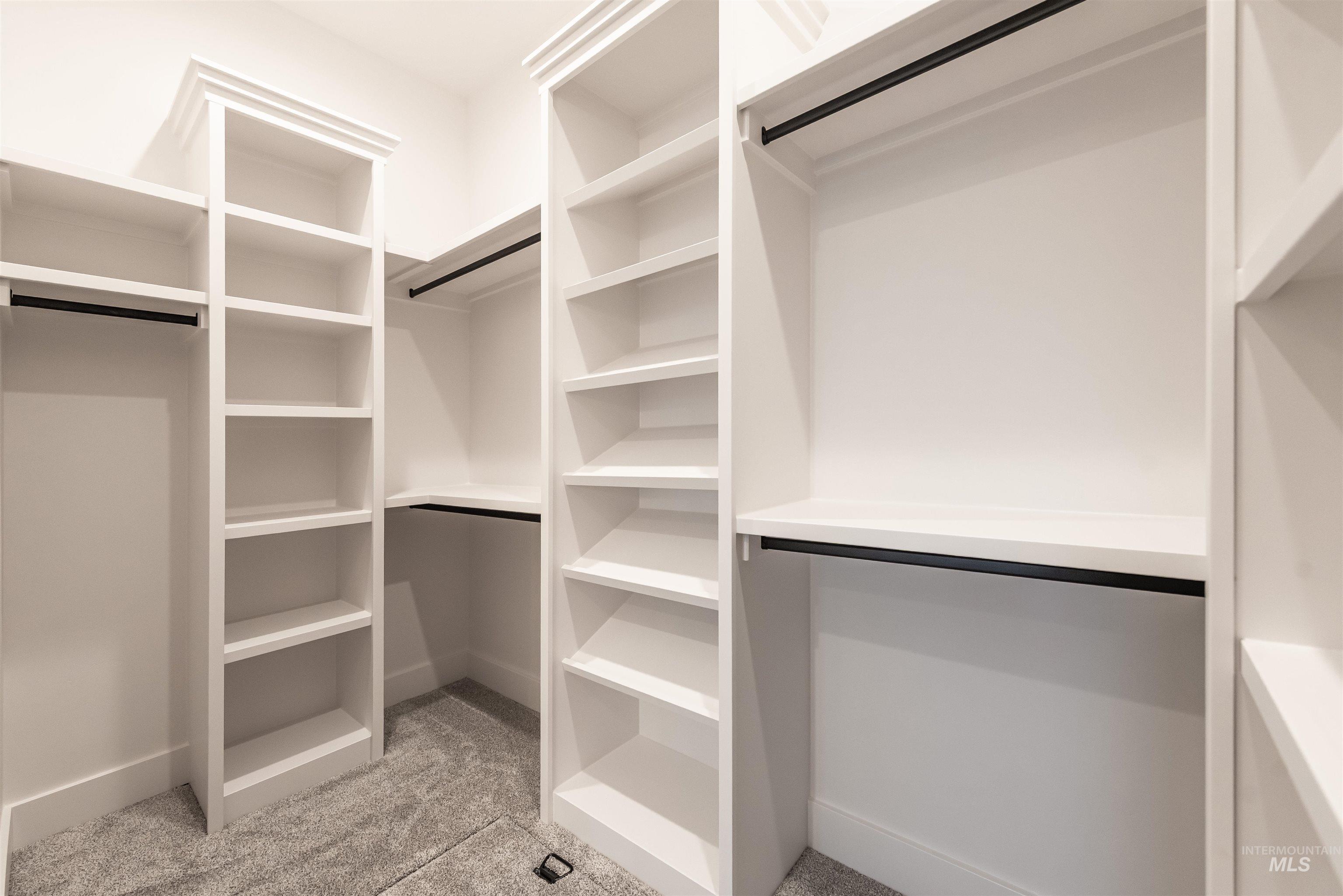 1948 E Phenomenal St., Meridian, Idaho 83642, 3 Bedrooms, 2 Bathrooms, Residential For Sale, Price $599,900,MLS 98959498