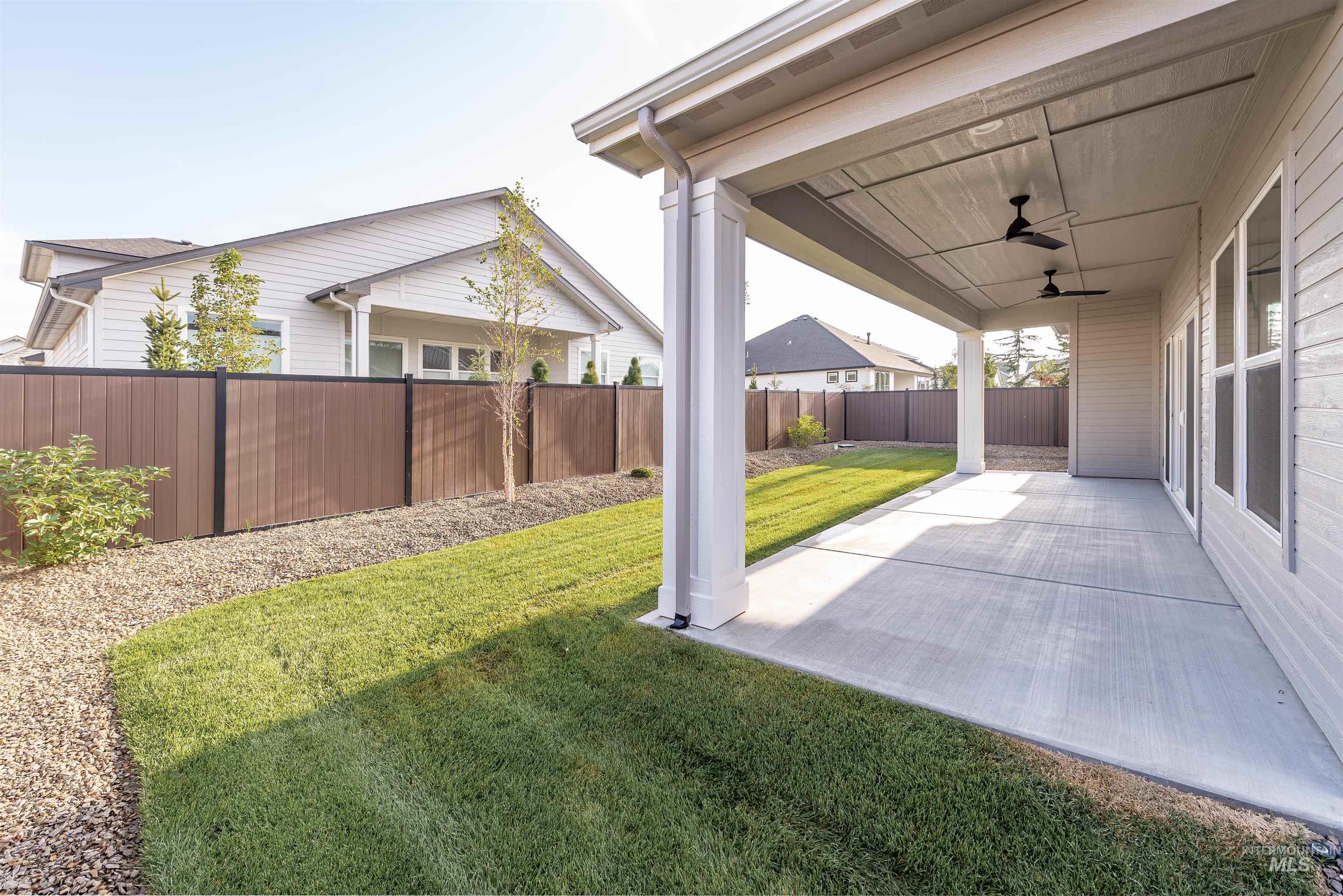 1948 E Phenomenal St., Meridian, Idaho 83642, 3 Bedrooms, 2 Bathrooms, Residential For Sale, Price $599,900,MLS 98959498