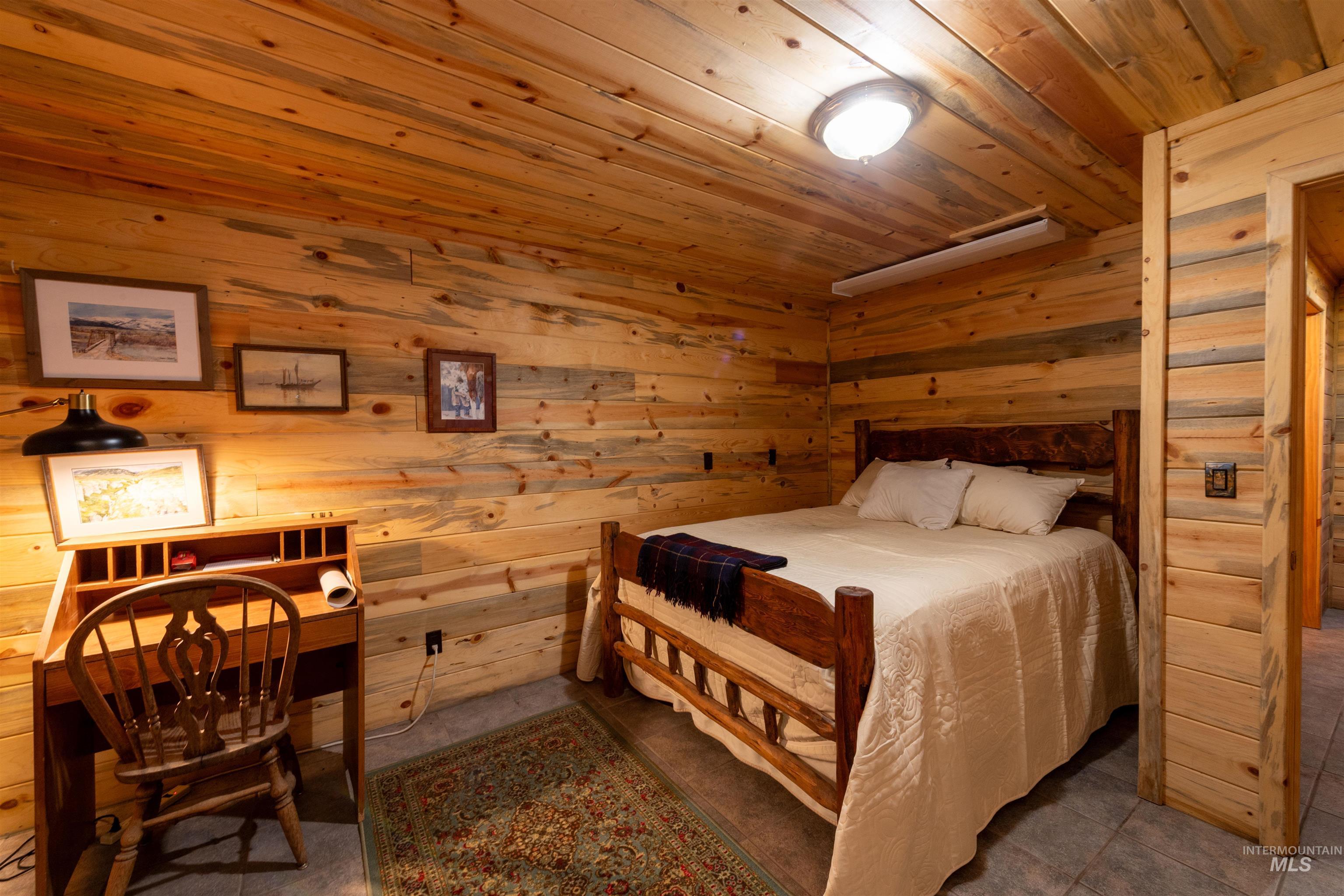 9885 Challis Creek Rd., Challis, Idaho 83226, 5 Bedrooms, 4 Bathrooms, Farm & Ranch For Sale, Price $1,550,000, 98959536