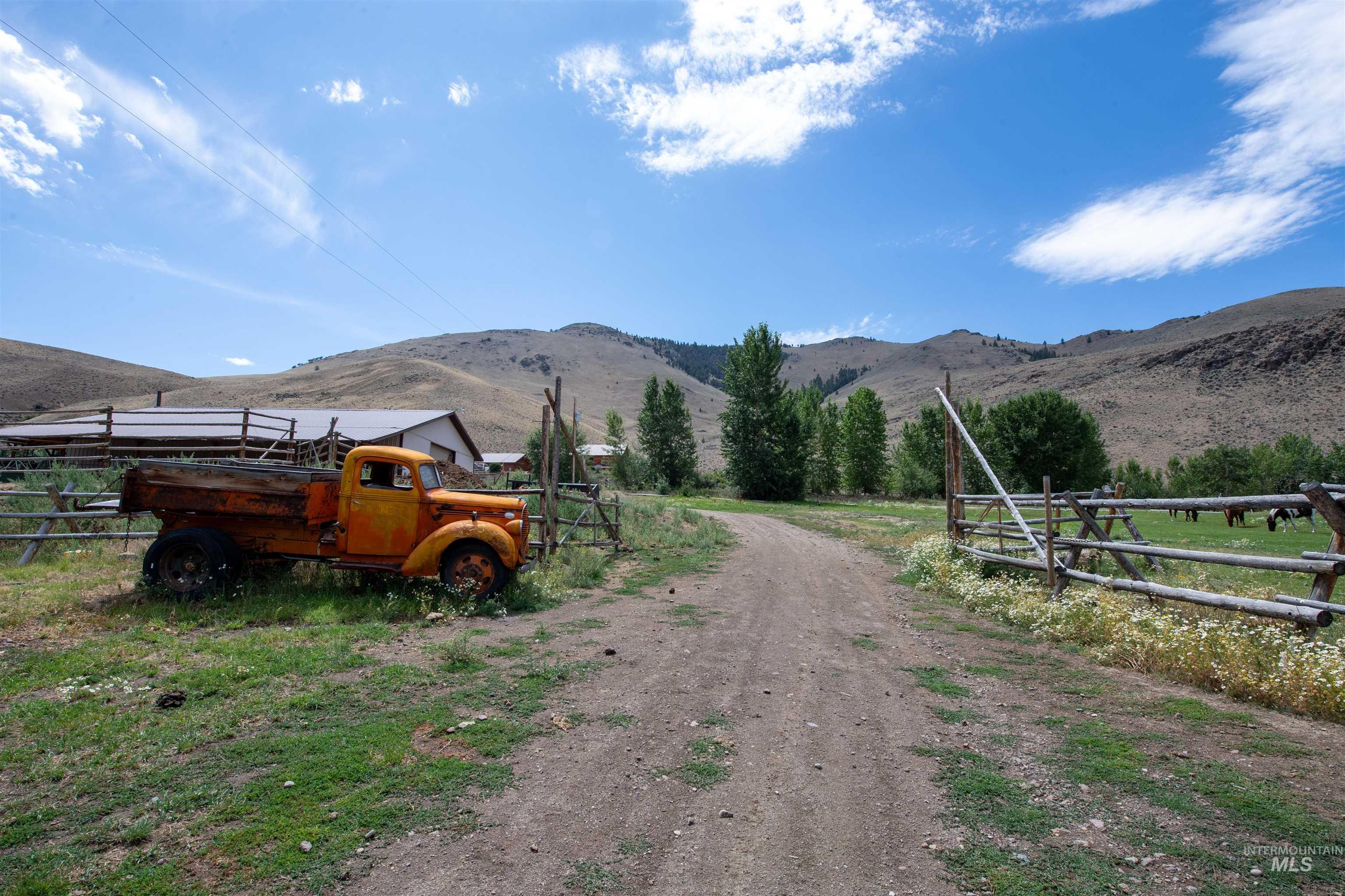 9885 Challis Creek Rd., Challis, Idaho 83226, 5 Bedrooms, 4 Bathrooms, Farm & Ranch For Sale, Price $1,550,000, 98959536
