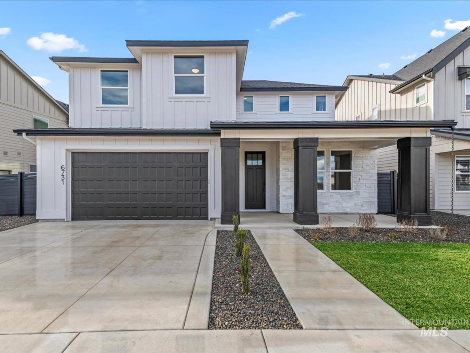 6731 N Magic Mallard Ave, Meridian, Idaho 83646, 4 Bedrooms, 4.5 Bathrooms, Residential For Sale, Price $719,900,MLS 98959537