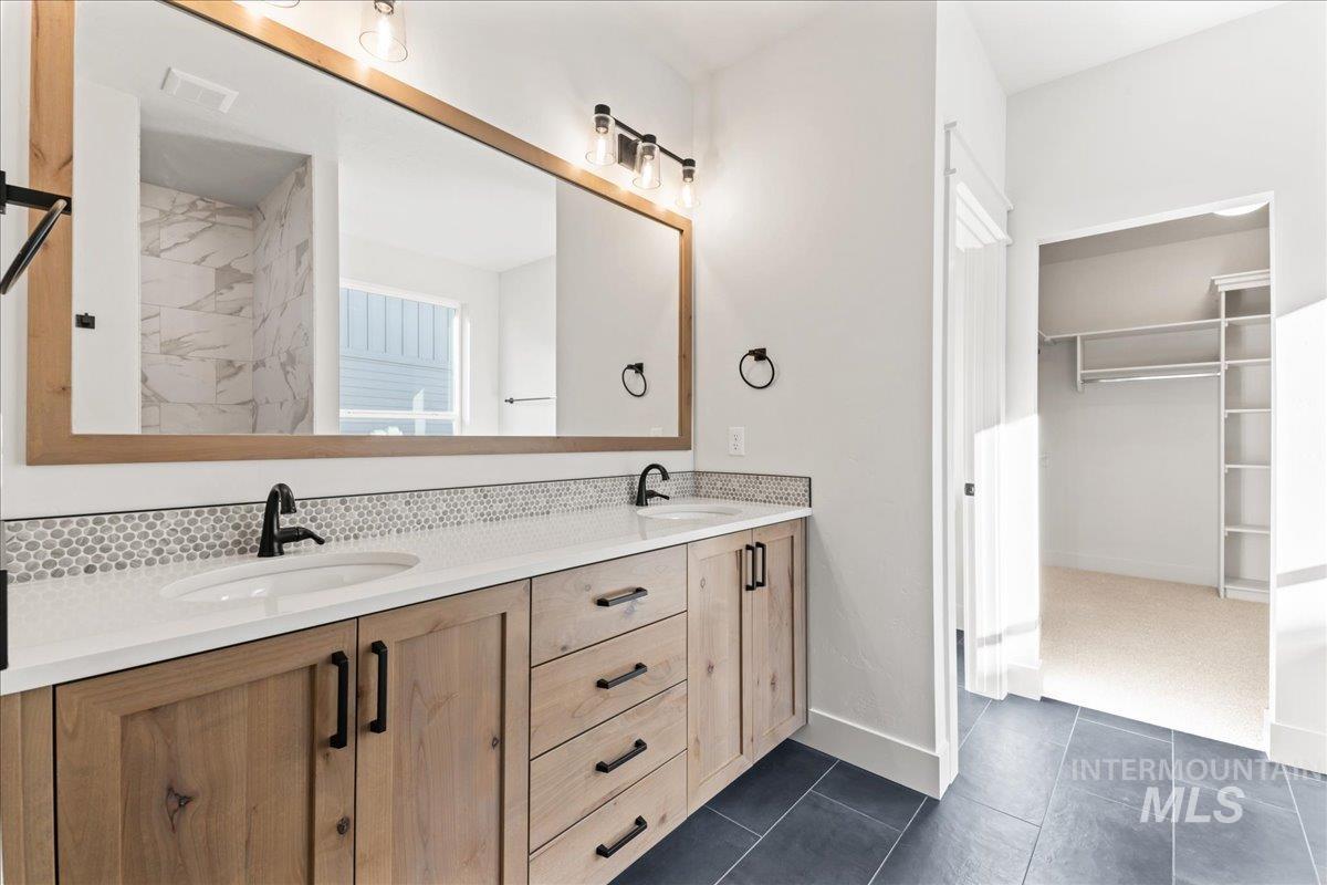 6731 N Magic Mallard Ave, Meridian, Idaho 83646, 4 Bedrooms, 4.5 Bathrooms, Residential For Sale, Price $719,900,MLS 98959537