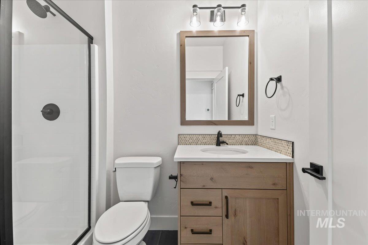 6731 N Magic Mallard Ave, Meridian, Idaho 83646, 4 Bedrooms, 4.5 Bathrooms, Residential For Sale, Price $719,900,MLS 98959537