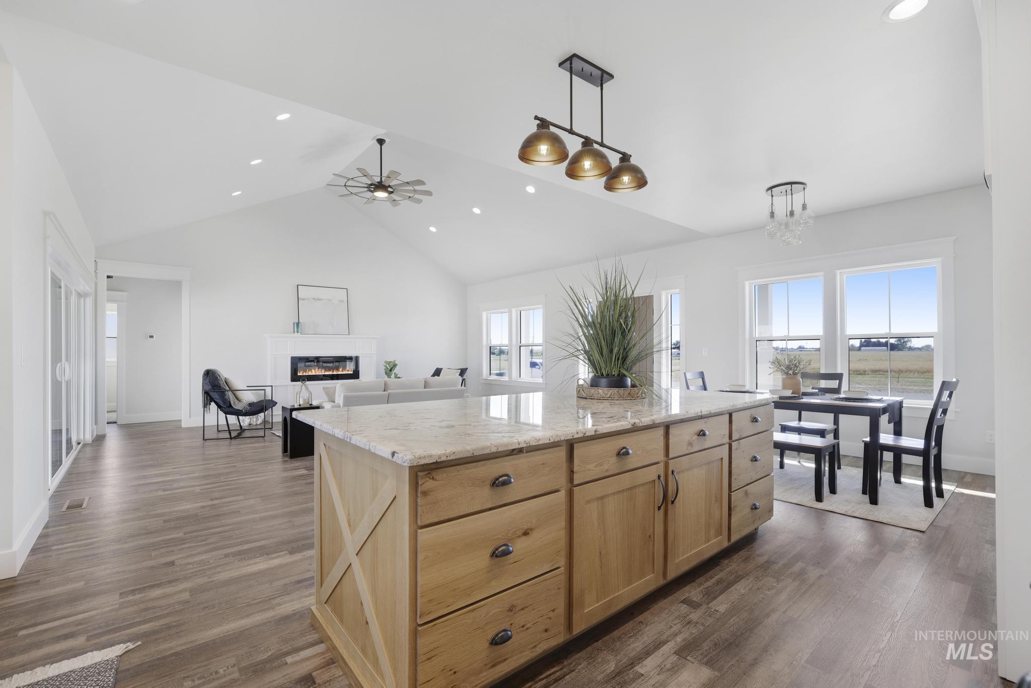 3710 N 3664 E, Kimberly, Idaho 83341, 3 Bedrooms, 2 Bathrooms, Residential For Sale, Price $649,900, 98959540