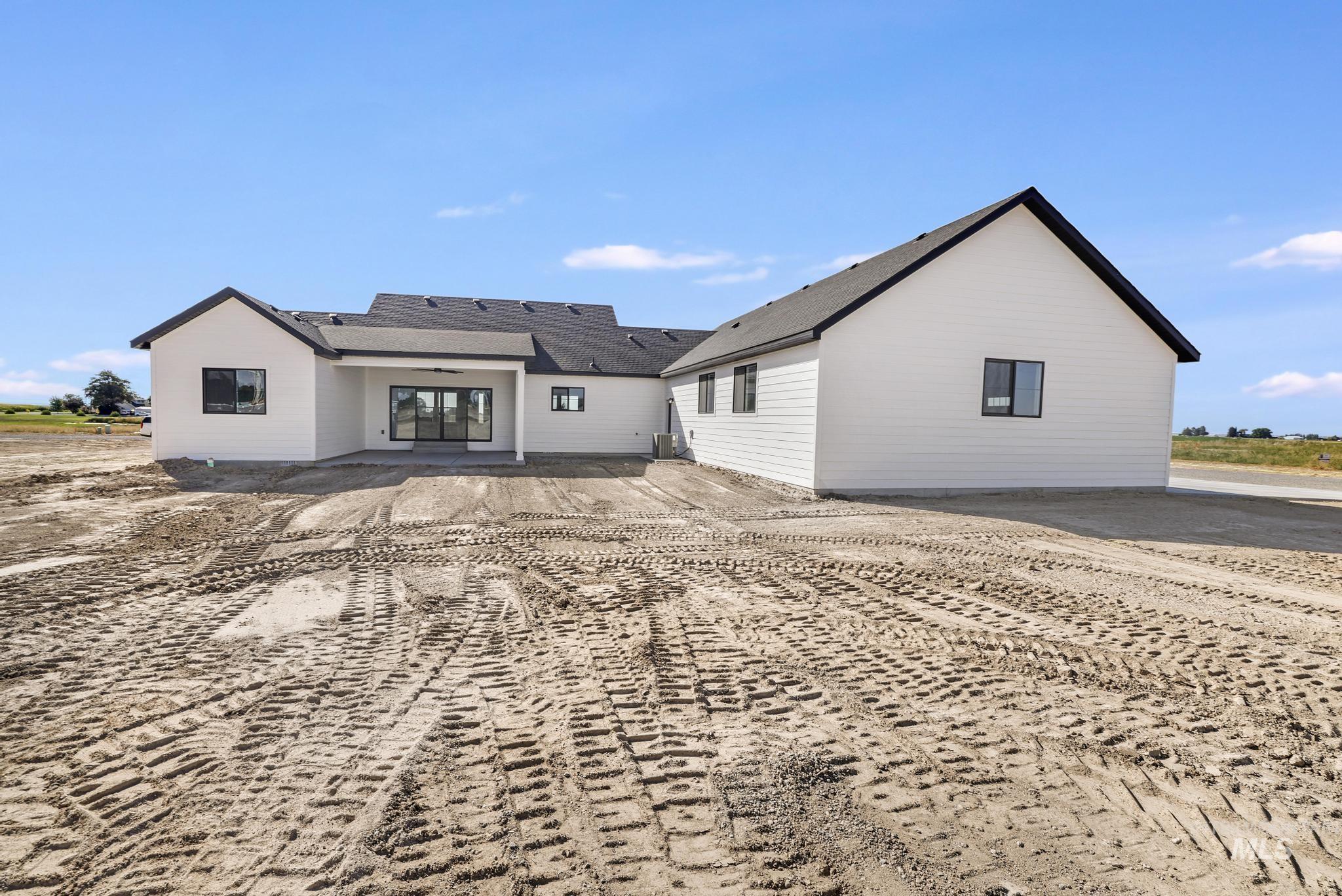 3710 N 3664 E, Kimberly, Idaho 83341, 3 Bedrooms, 2 Bathrooms, Residential For Sale, Price $649,900, 98959540