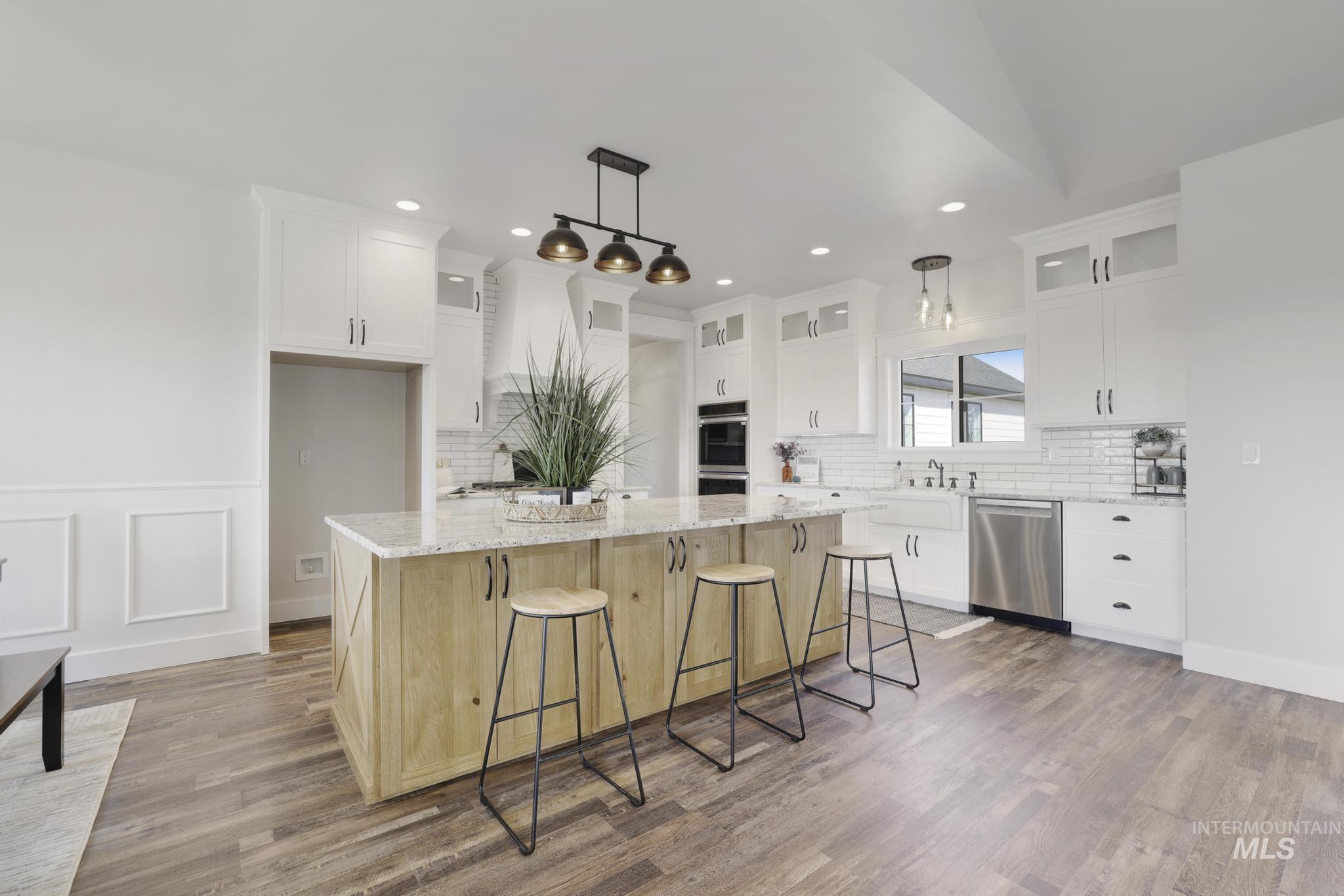 3710 N 3664 E, Kimberly, Idaho 83341, 3 Bedrooms, 2 Bathrooms, Residential For Sale, Price $649,900, 98959540