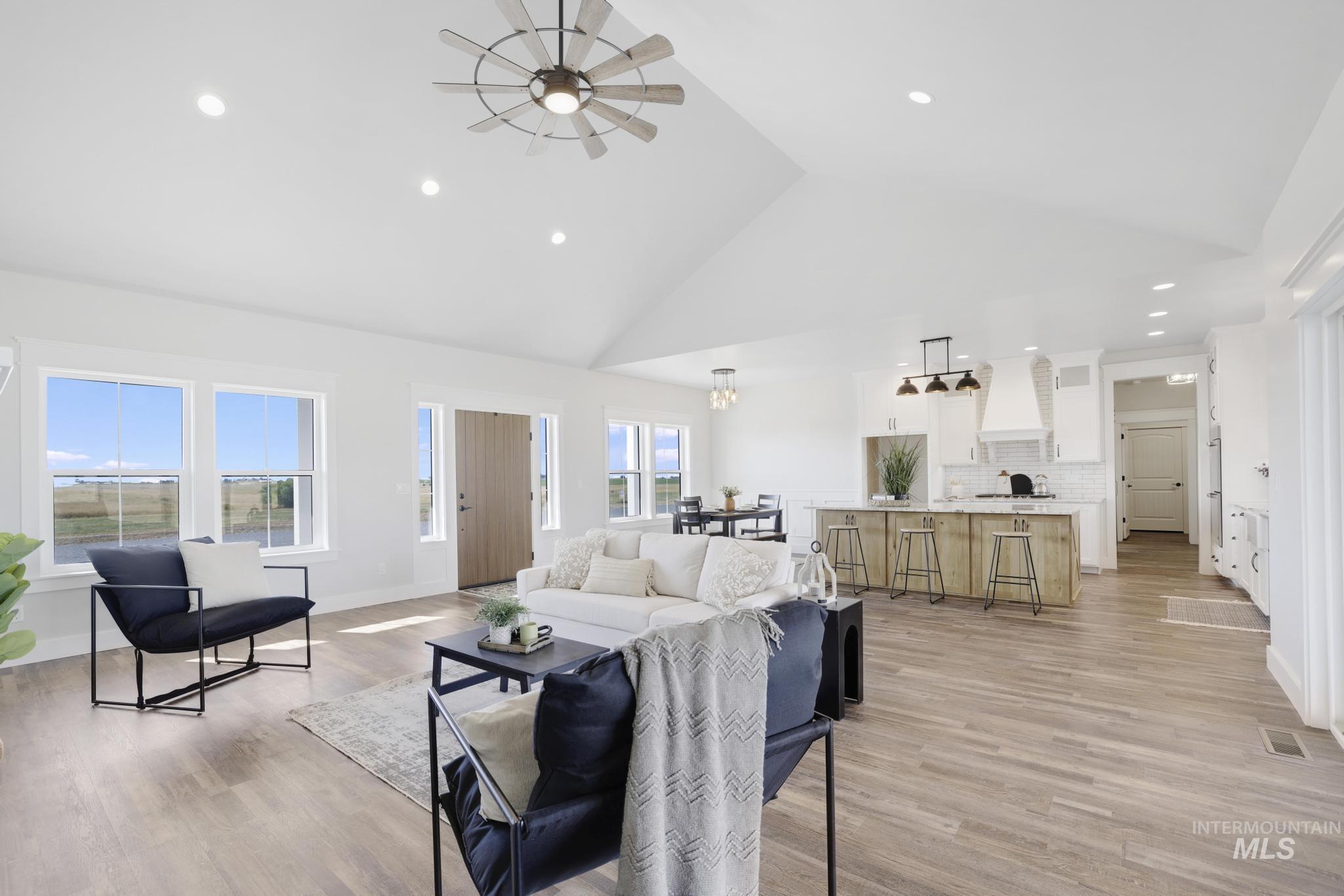 3710 N 3664 E, Kimberly, Idaho 83341, 3 Bedrooms, 2 Bathrooms, Residential For Sale, Price $649,900, 98959540