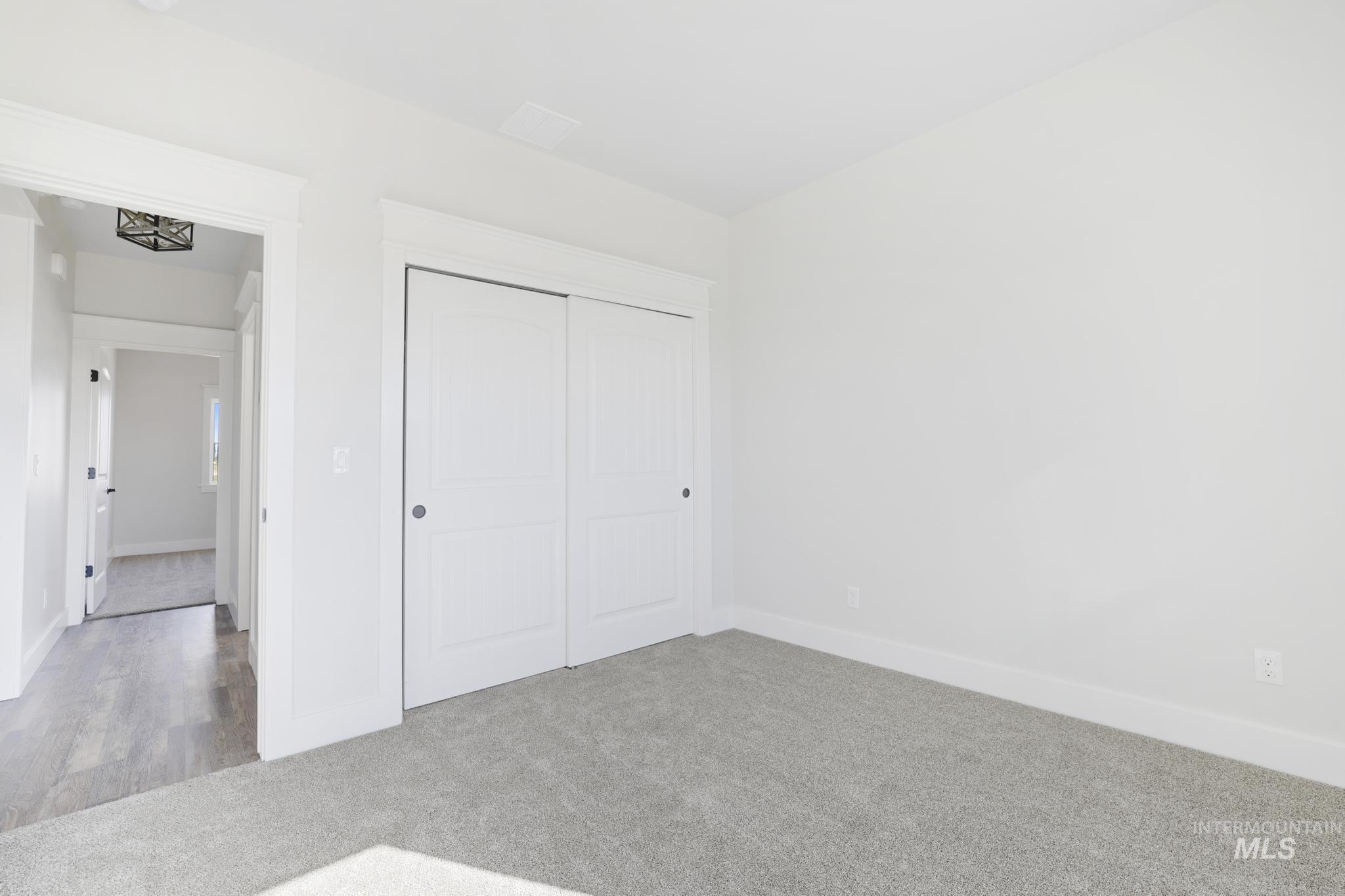 3710 N 3664 E, Kimberly, Idaho 83341, 3 Bedrooms, 2 Bathrooms, Residential For Sale, Price $649,900, 98959540