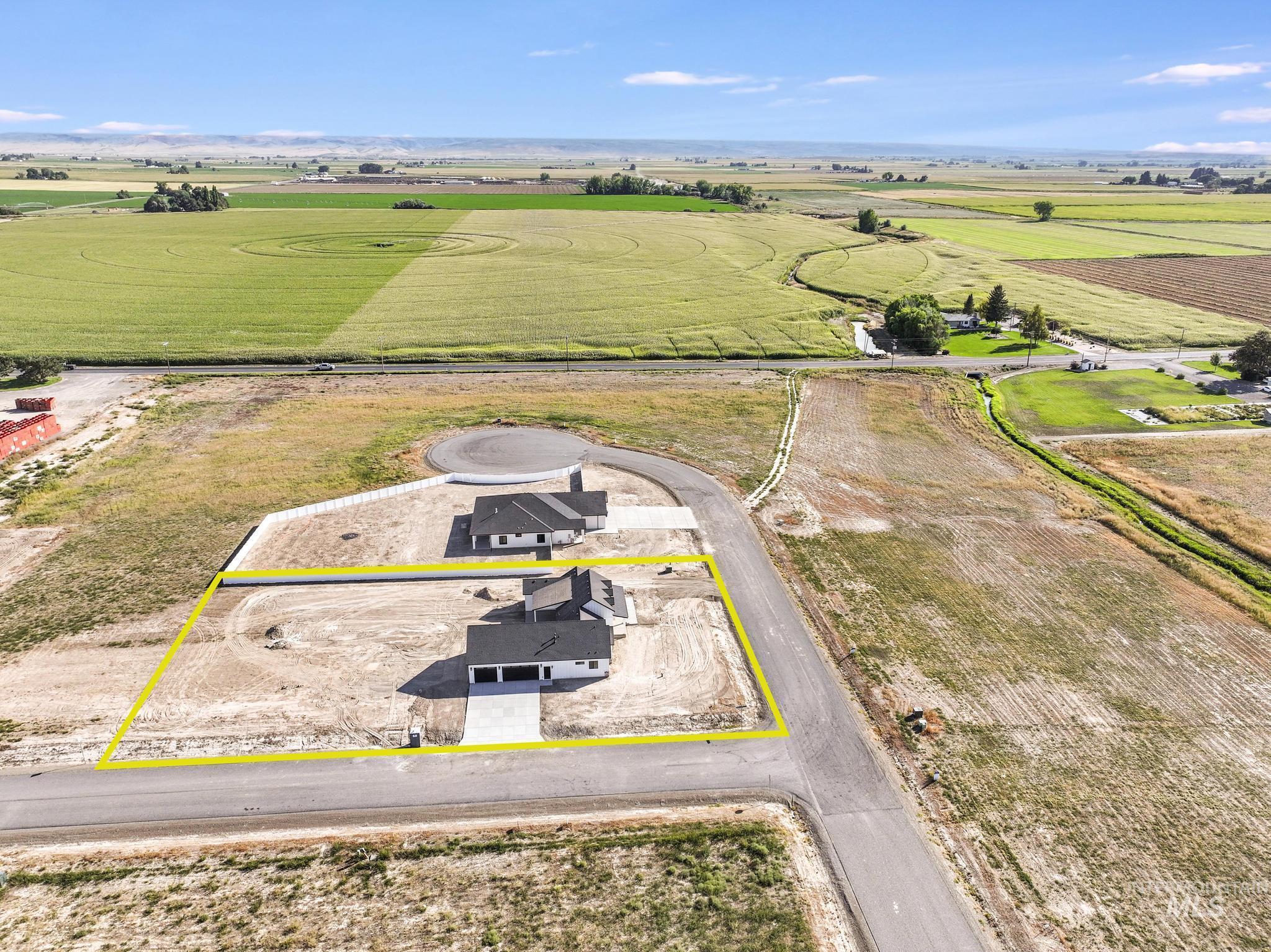 3710 N 3664 E, Kimberly, Idaho 83341, 3 Bedrooms, 2 Bathrooms, Residential For Sale, Price $649,900, 98959540