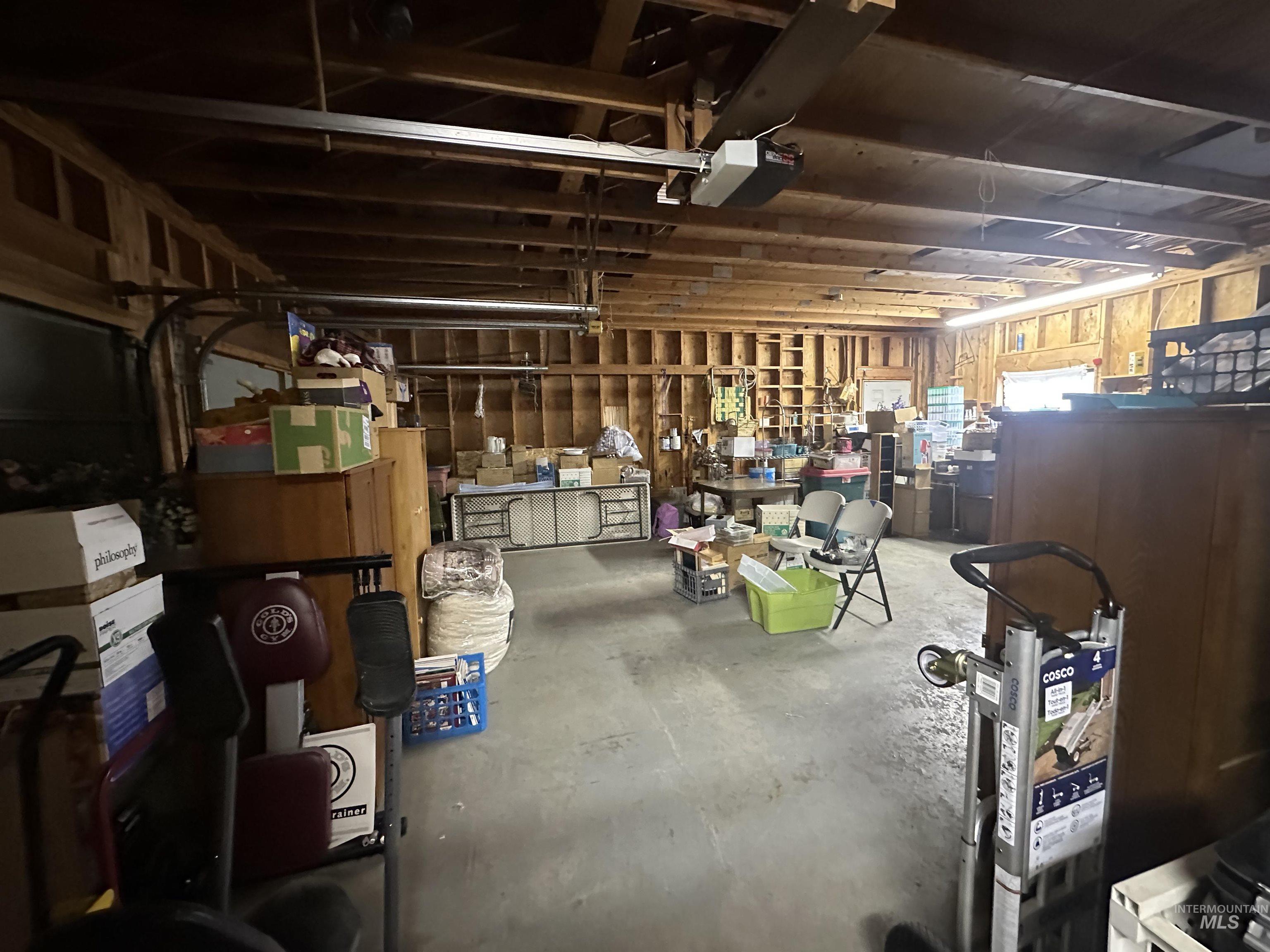 811 Florence Avenue, Craigmont, Idaho 83523, 4 Bedrooms, 4 Bathrooms, Residential For Sale, Price $415,000, 98959577