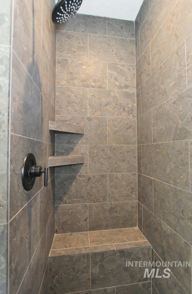 1261 E Andes Dr, Kuna, Idaho 83634, 4 Bedrooms, 3.5 Bathrooms, Residential For Sale, Price $699,900,MLS 98959603