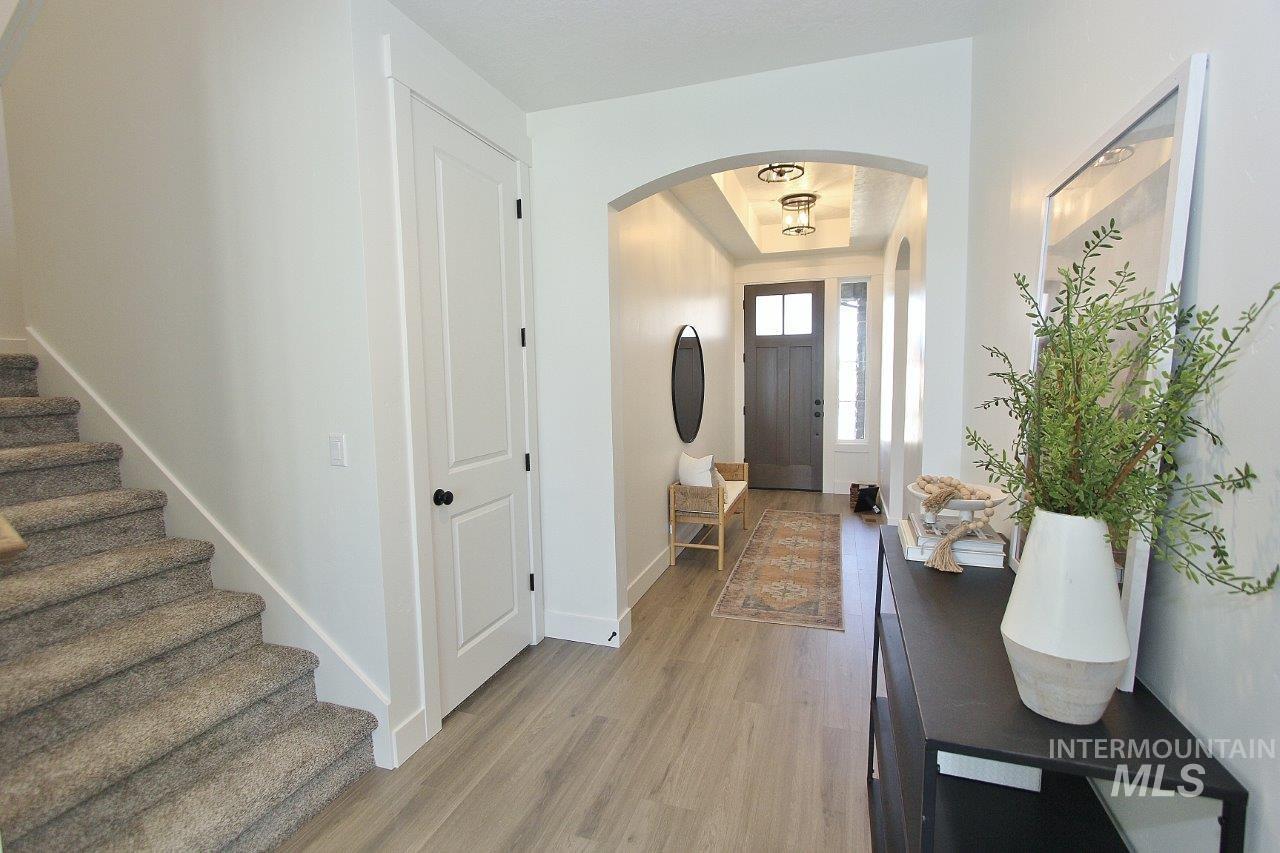 1261 E Andes Dr, Kuna, Idaho 83634, 4 Bedrooms, 3.5 Bathrooms, Residential For Sale, Price $699,900,MLS 98959603