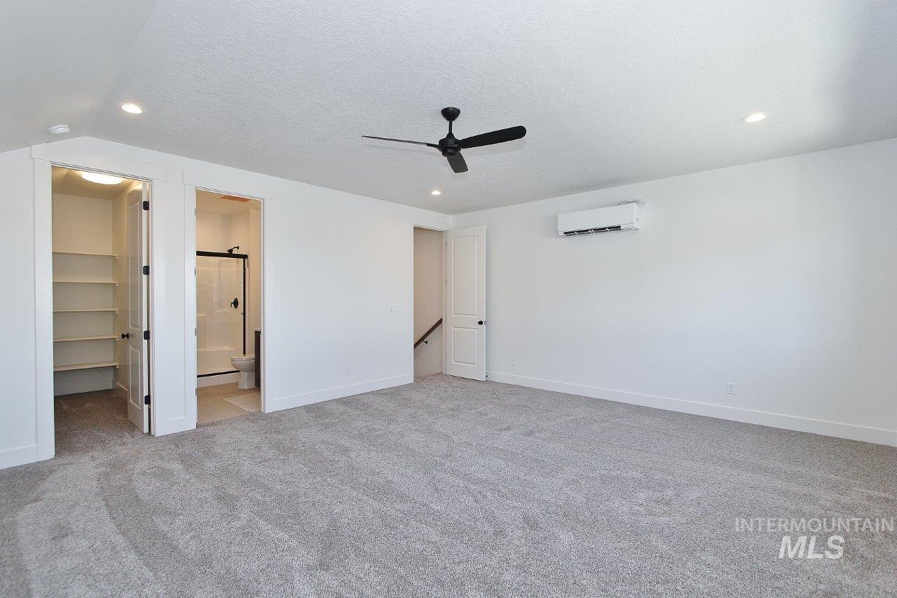 1261 E Andes Dr, Kuna, Idaho 83634, 4 Bedrooms, 3.5 Bathrooms, Residential For Sale, Price $699,900,MLS 98959603