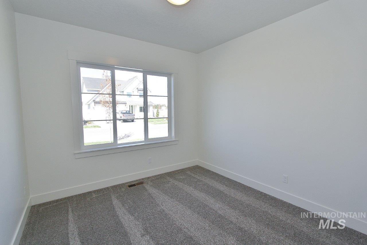 1261 E Andes Dr, Kuna, Idaho 83634, 4 Bedrooms, 3.5 Bathrooms, Residential For Sale, Price $699,900,MLS 98959603