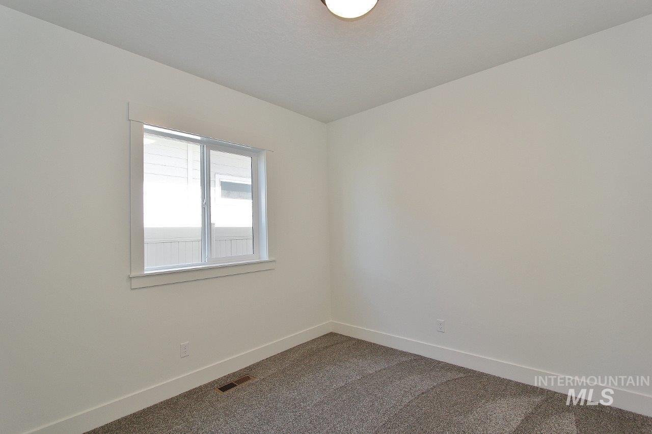 1261 E Andes Dr, Kuna, Idaho 83634, 4 Bedrooms, 3.5 Bathrooms, Residential For Sale, Price $699,900,MLS 98959603