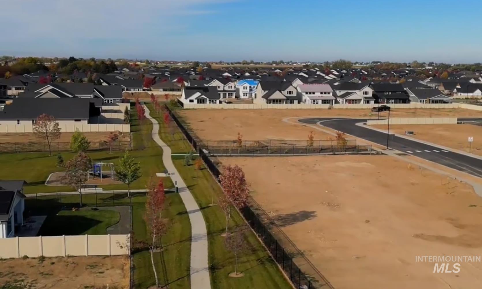 1261 E Andes Dr, Kuna, Idaho 83634, 4 Bedrooms, 3.5 Bathrooms, Residential For Sale, Price $699,900,MLS 98959603