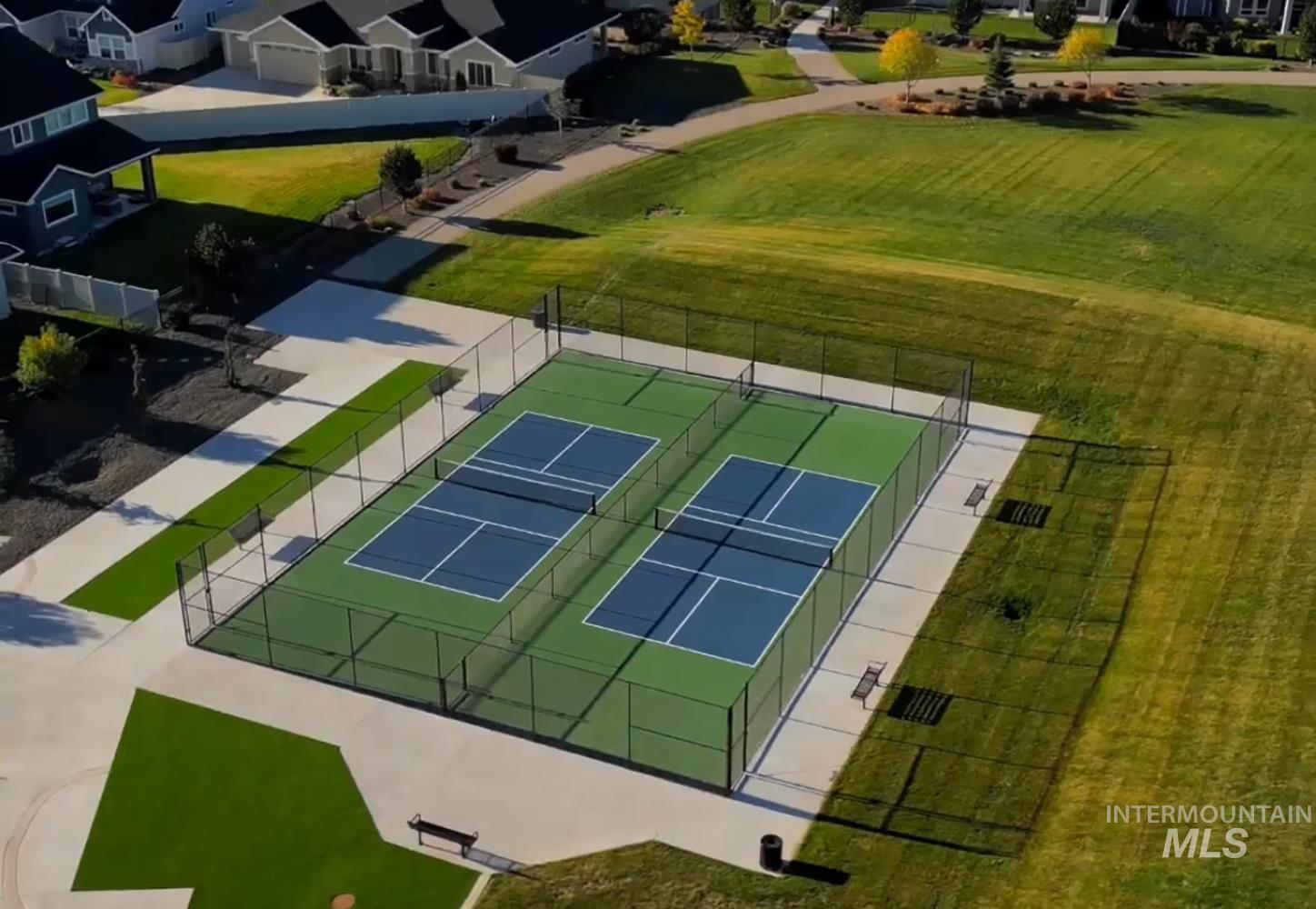 1261 E Andes Dr, Kuna, Idaho 83634, 4 Bedrooms, 3.5 Bathrooms, Residential For Sale, Price $699,900,MLS 98959603