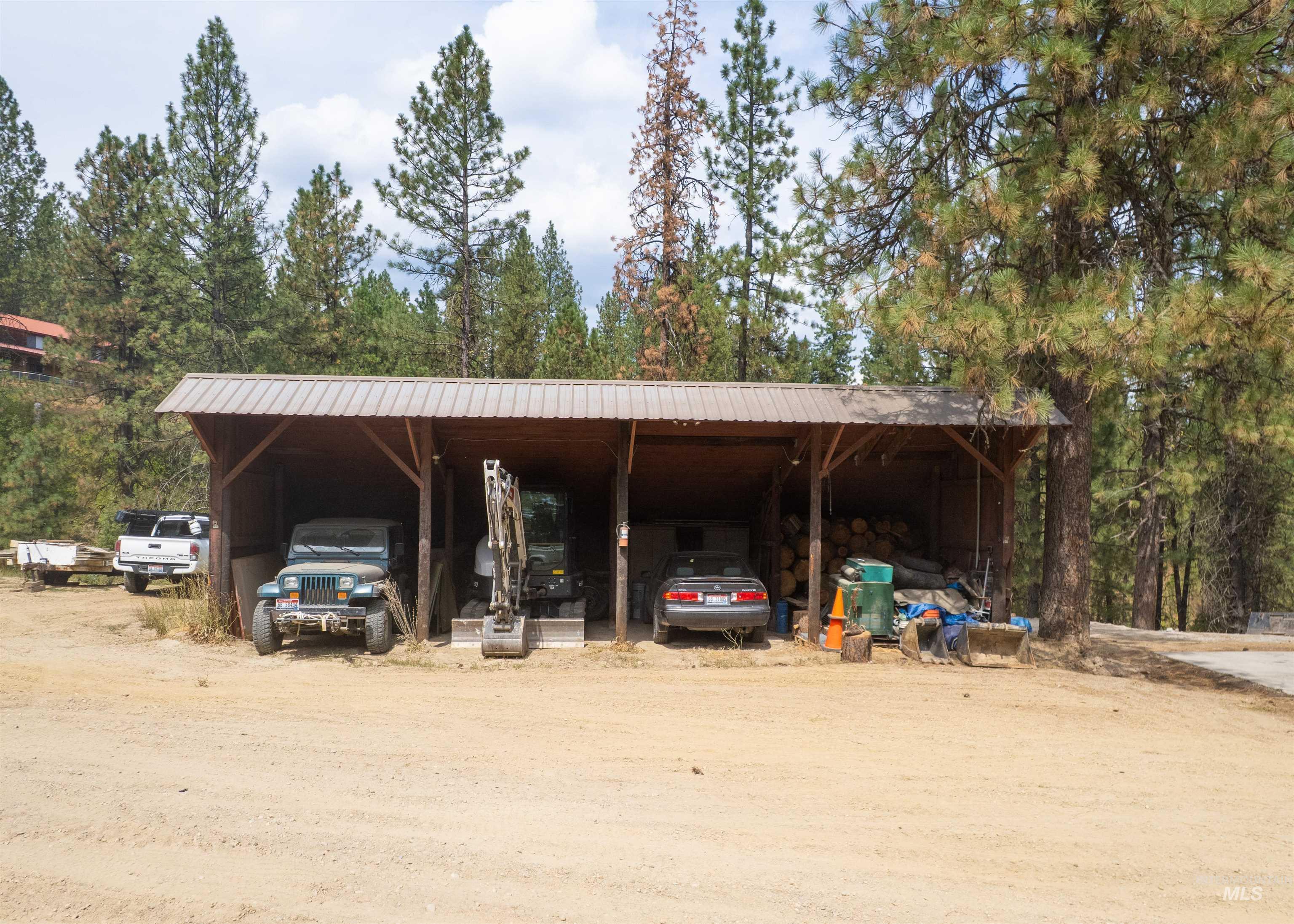 22 Deer Trail, Garden Valley, Idaho 83622, 6 Bedrooms, 4 Bathrooms, Residential For Sale, Price $624,999,MLS 98959620