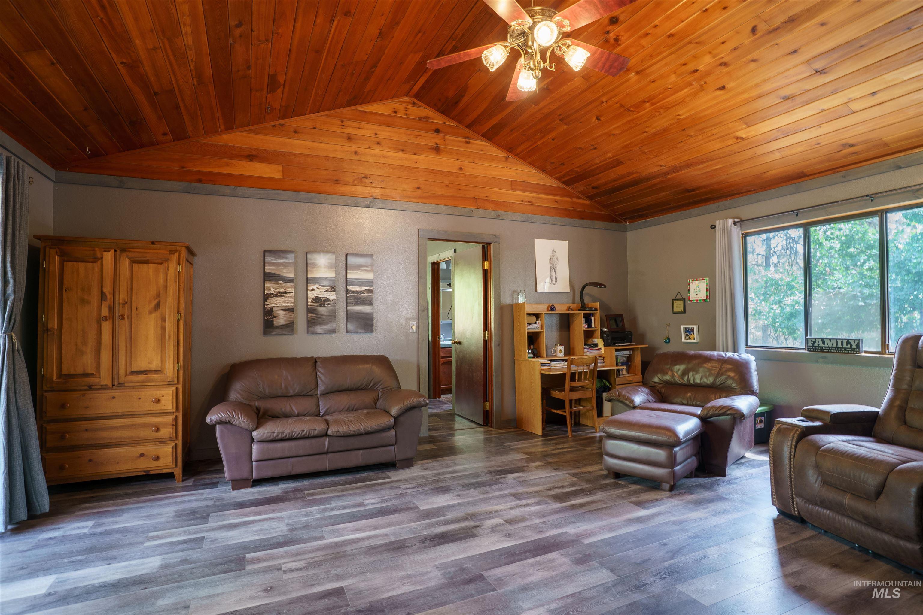 22 Deer Trail, Garden Valley, Idaho 83622, 6 Bedrooms, 4 Bathrooms, Residential For Sale, Price $624,999,MLS 98959620