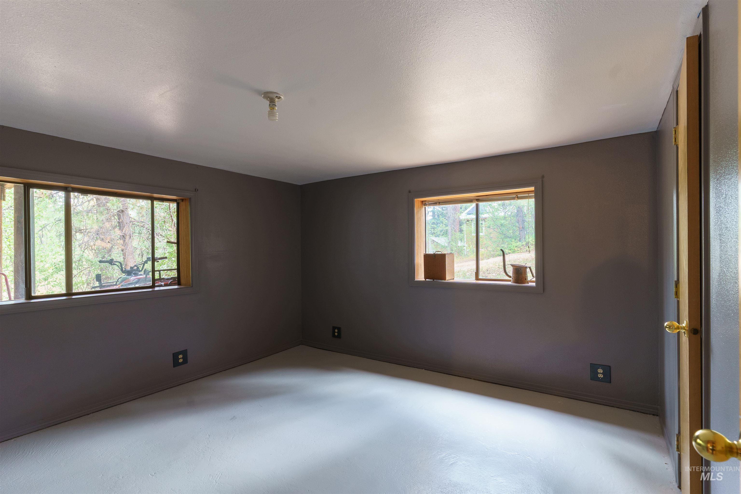 22 Deer Trail, Garden Valley, Idaho 83622, 6 Bedrooms, 4 Bathrooms, Residential For Sale, Price $624,999,MLS 98959620