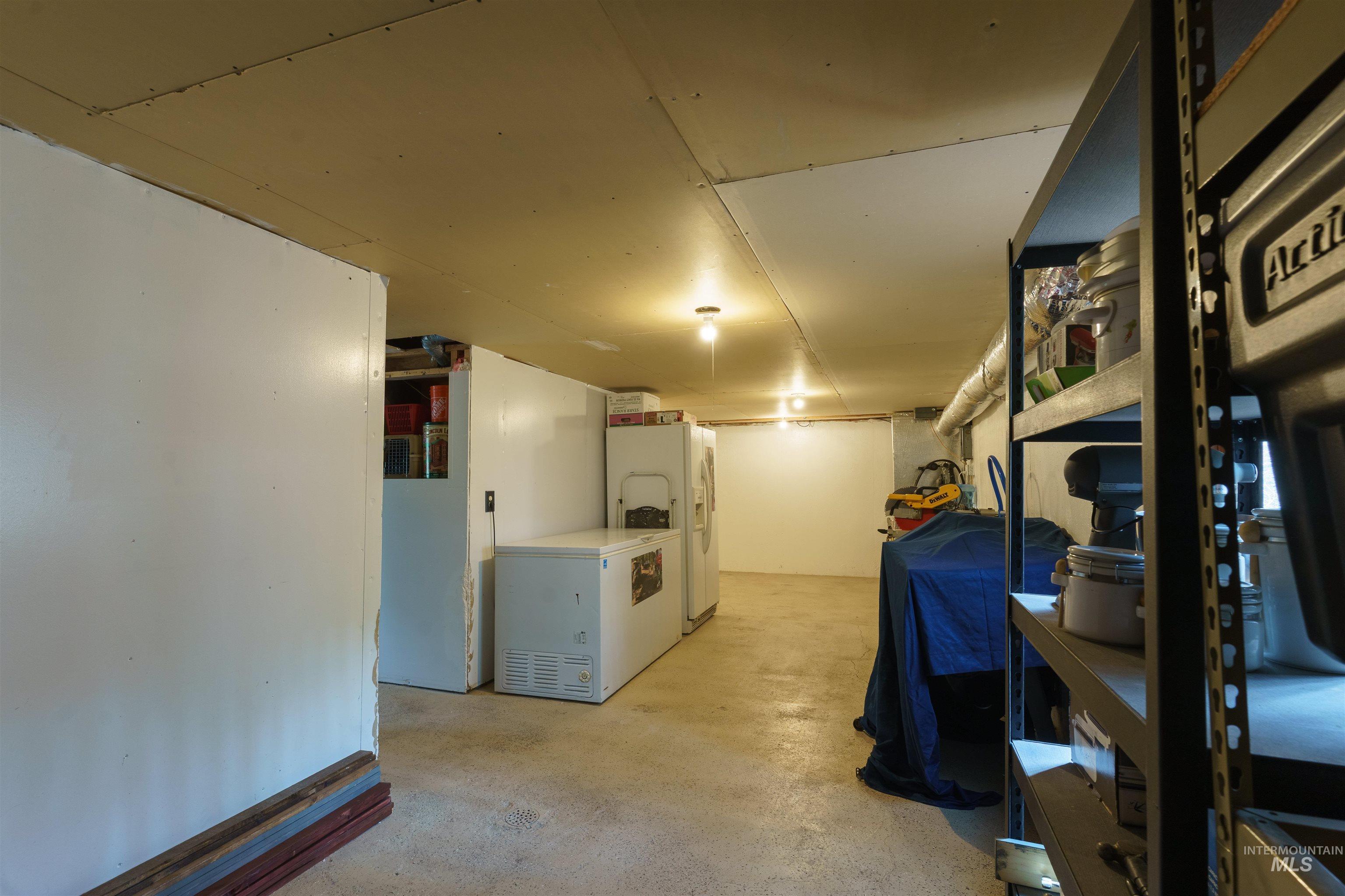 22 Deer Trail, Garden Valley, Idaho 83622, 6 Bedrooms, 4 Bathrooms, Residential For Sale, Price $624,999,MLS 98959620