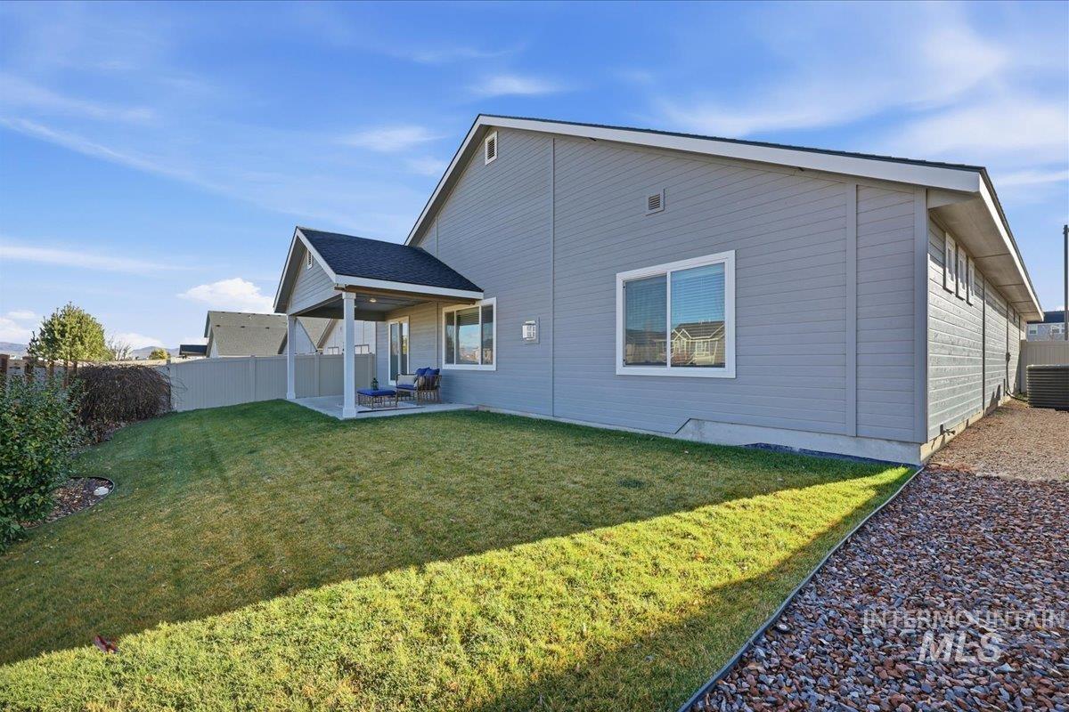 9178 W Stonewood Drive, Boise, Idaho 83709, 4 Bedrooms, 2.5 Bathrooms, Residential For Sale, Price $500,000,MLS 98959621