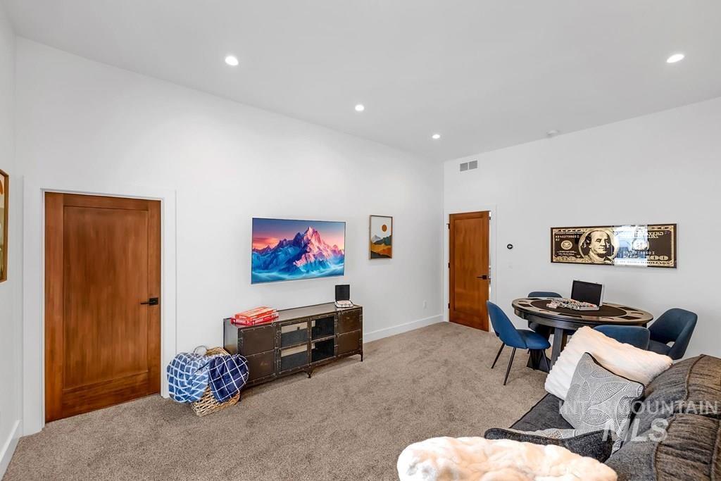 100 Sugarloaf Place, Donnelly, Idaho 83615, 4 Bedrooms, 4 Bathrooms, Residential For Sale, Price $2,595,000,MLS 98959643